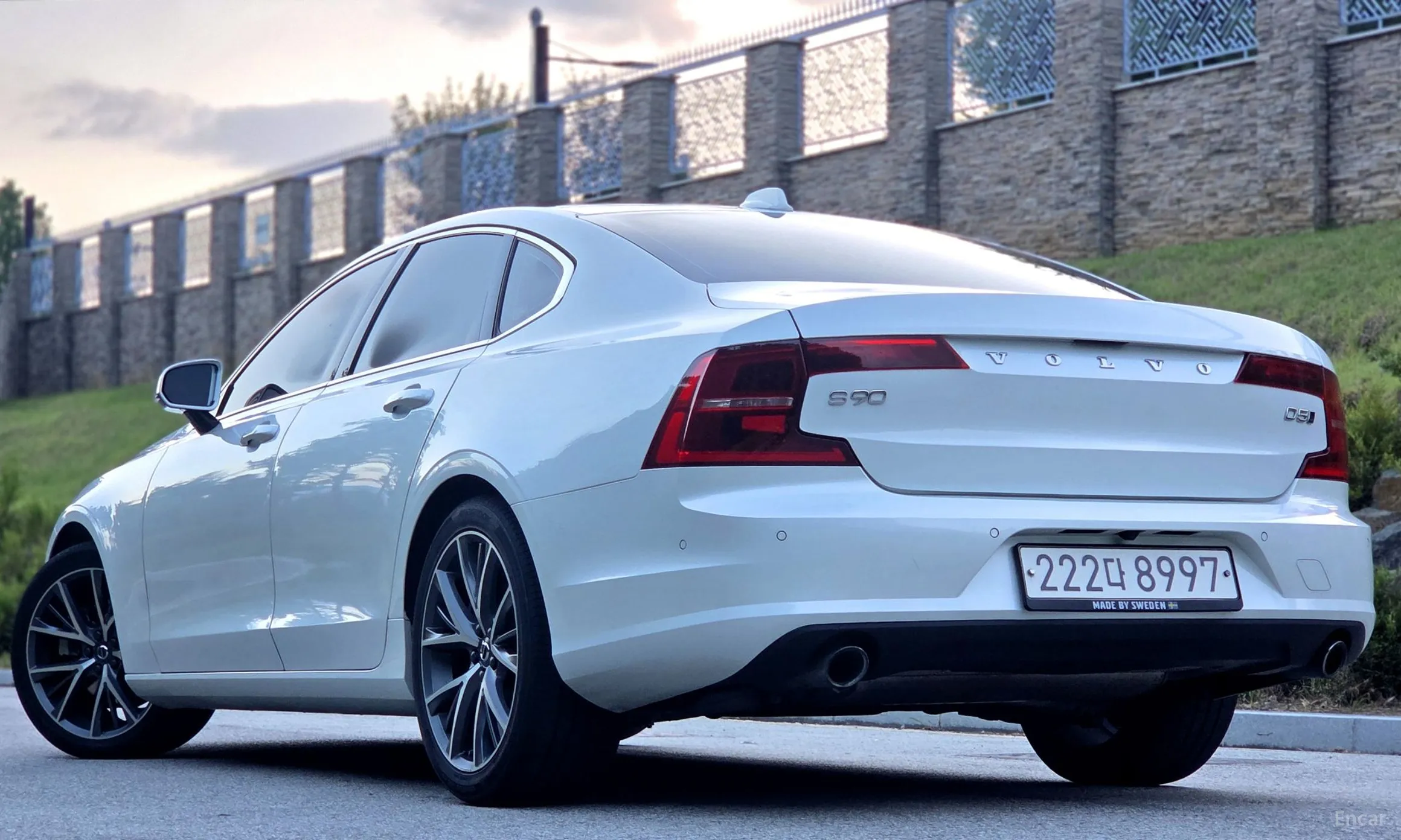 Volvo S90 превью 7