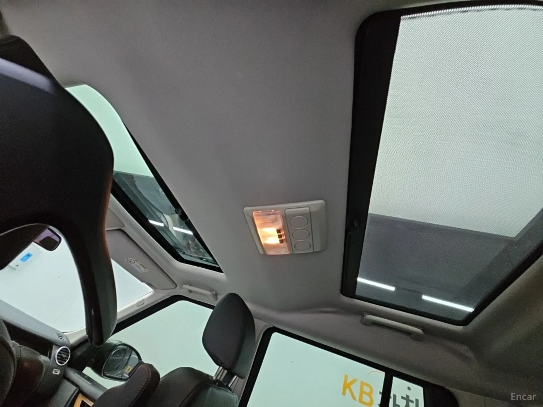 Land Rover Discovery 4 превью 14