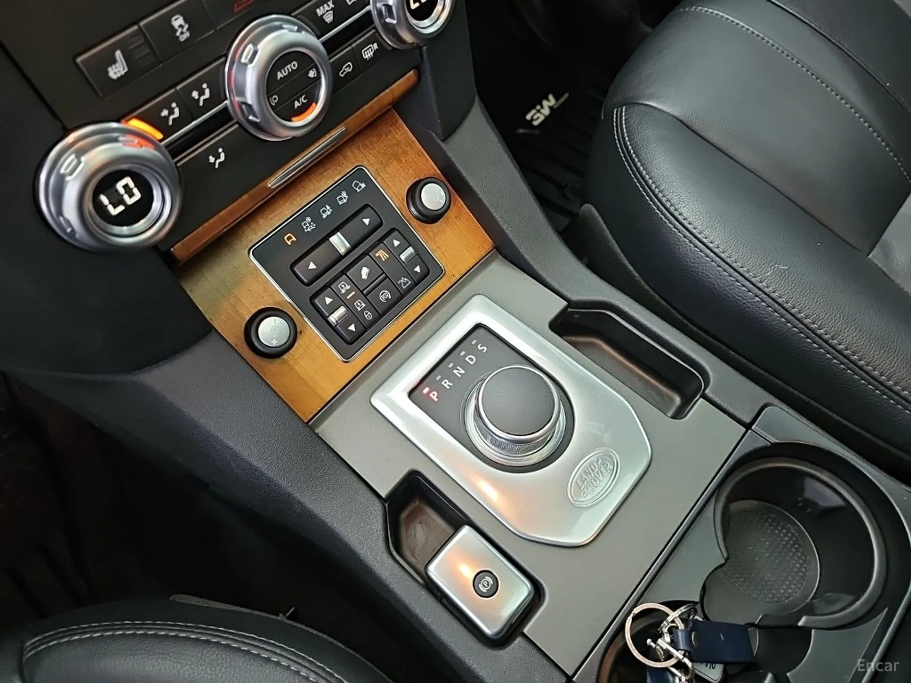 Land Rover Discovery 4 превью 8