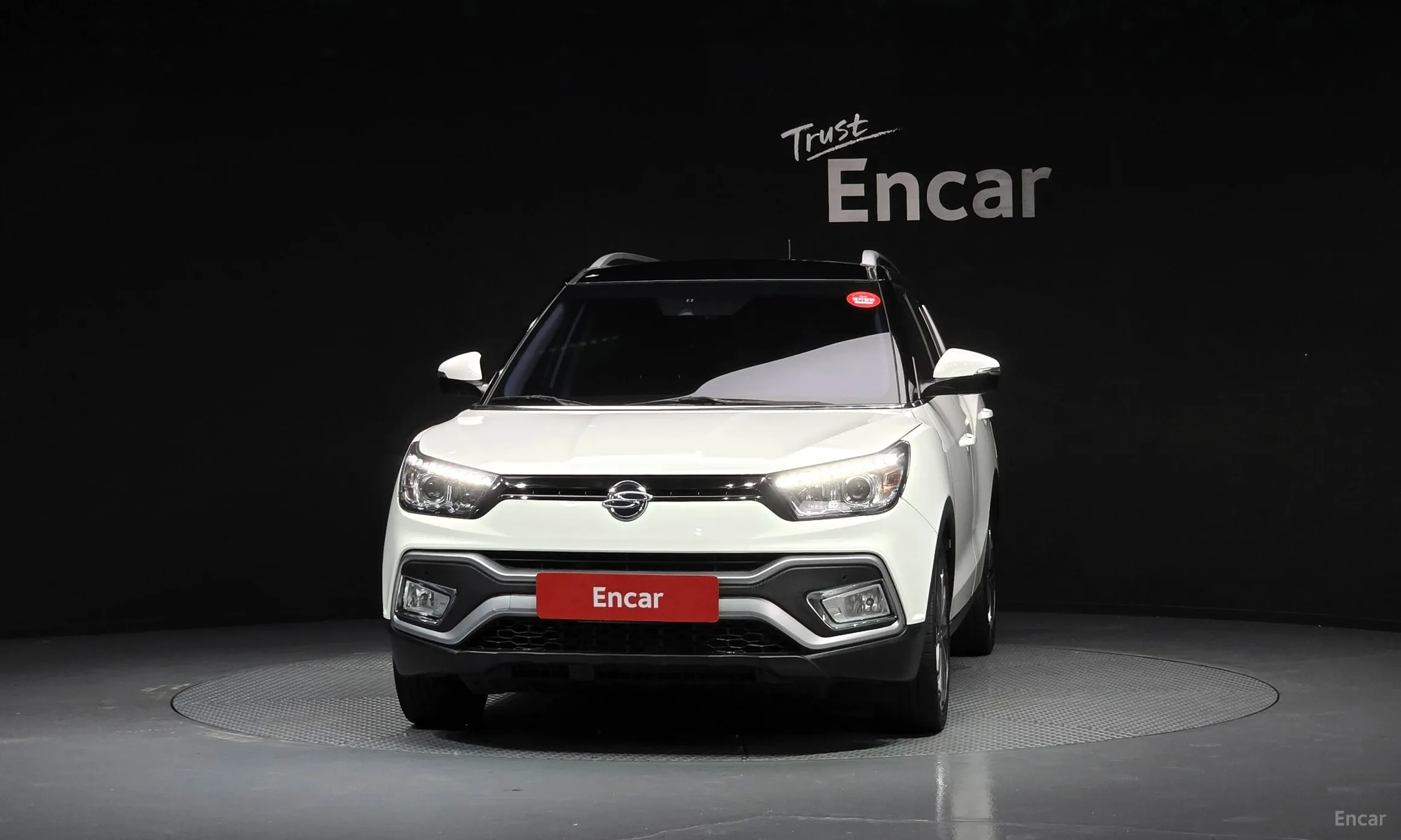 KG Mobility (SsangYong) Tivoli Air превью 3