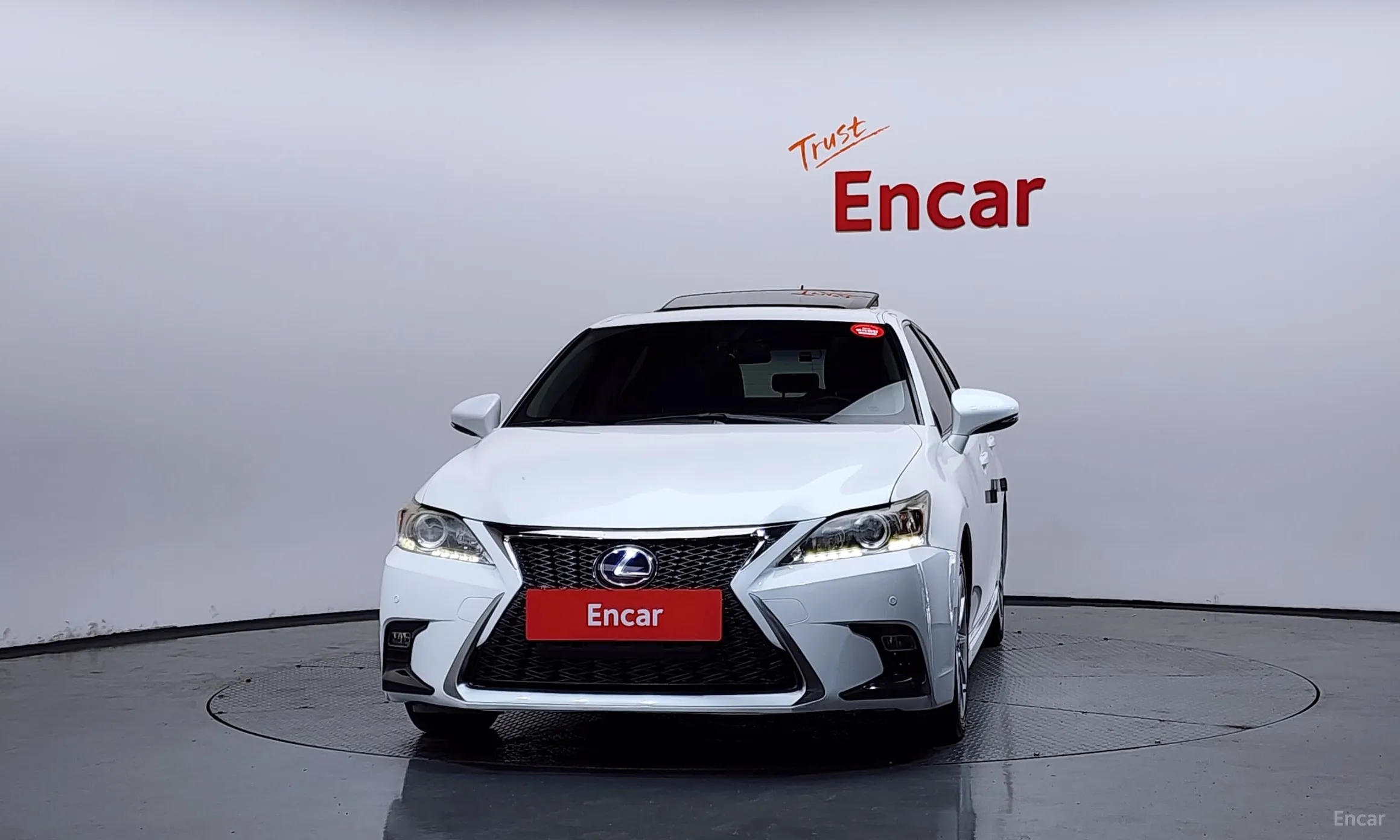 Lexus CT200h превью 3