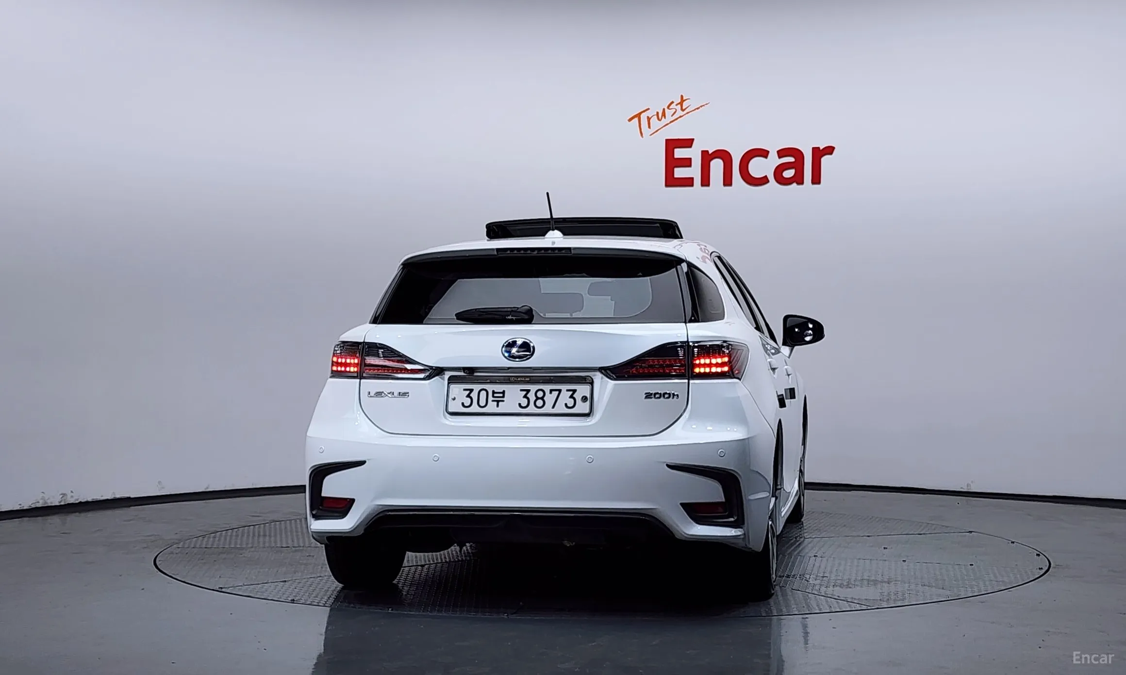 Lexus CT200h превью 4