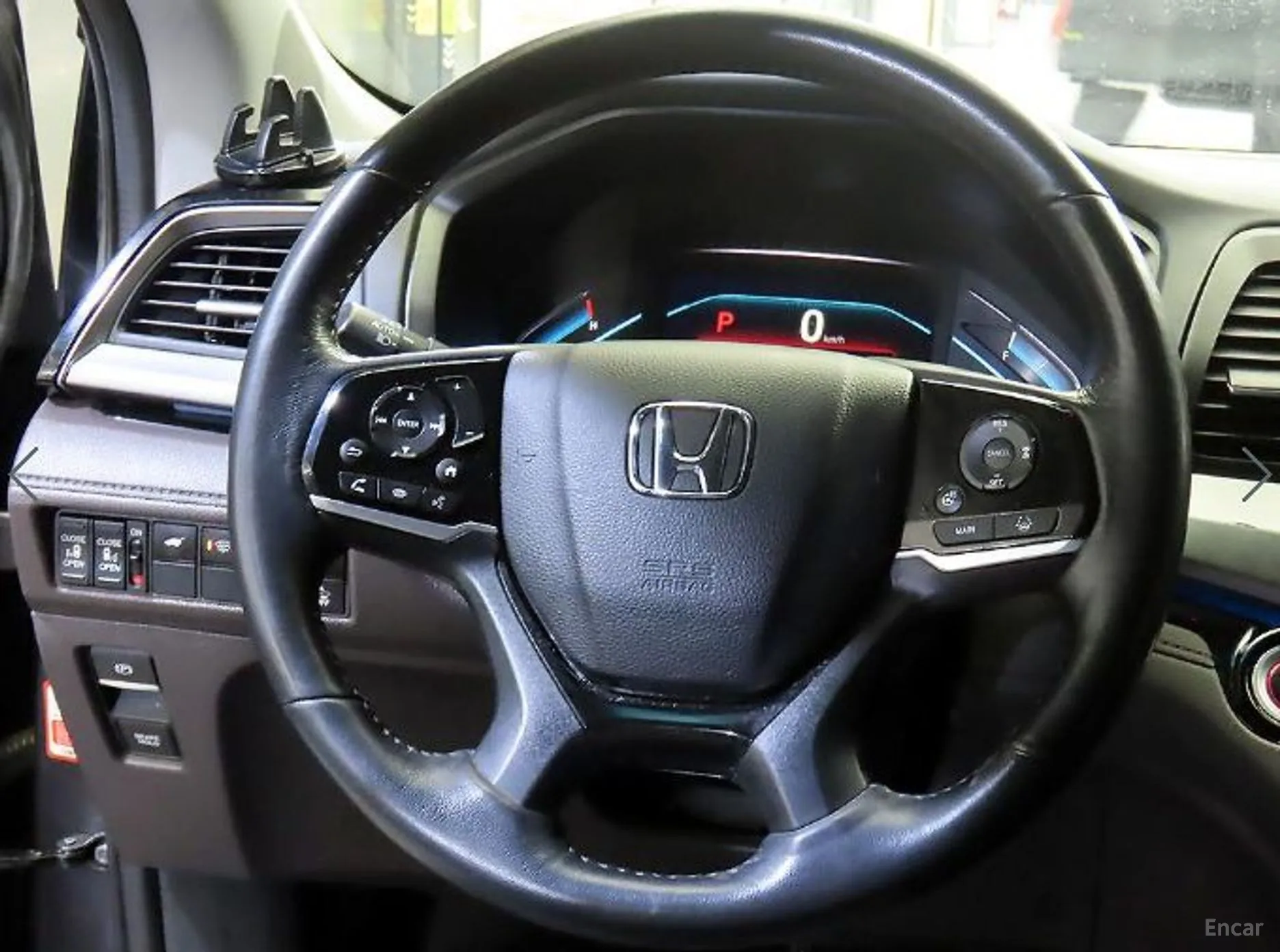 Honda Odyssey превью 8