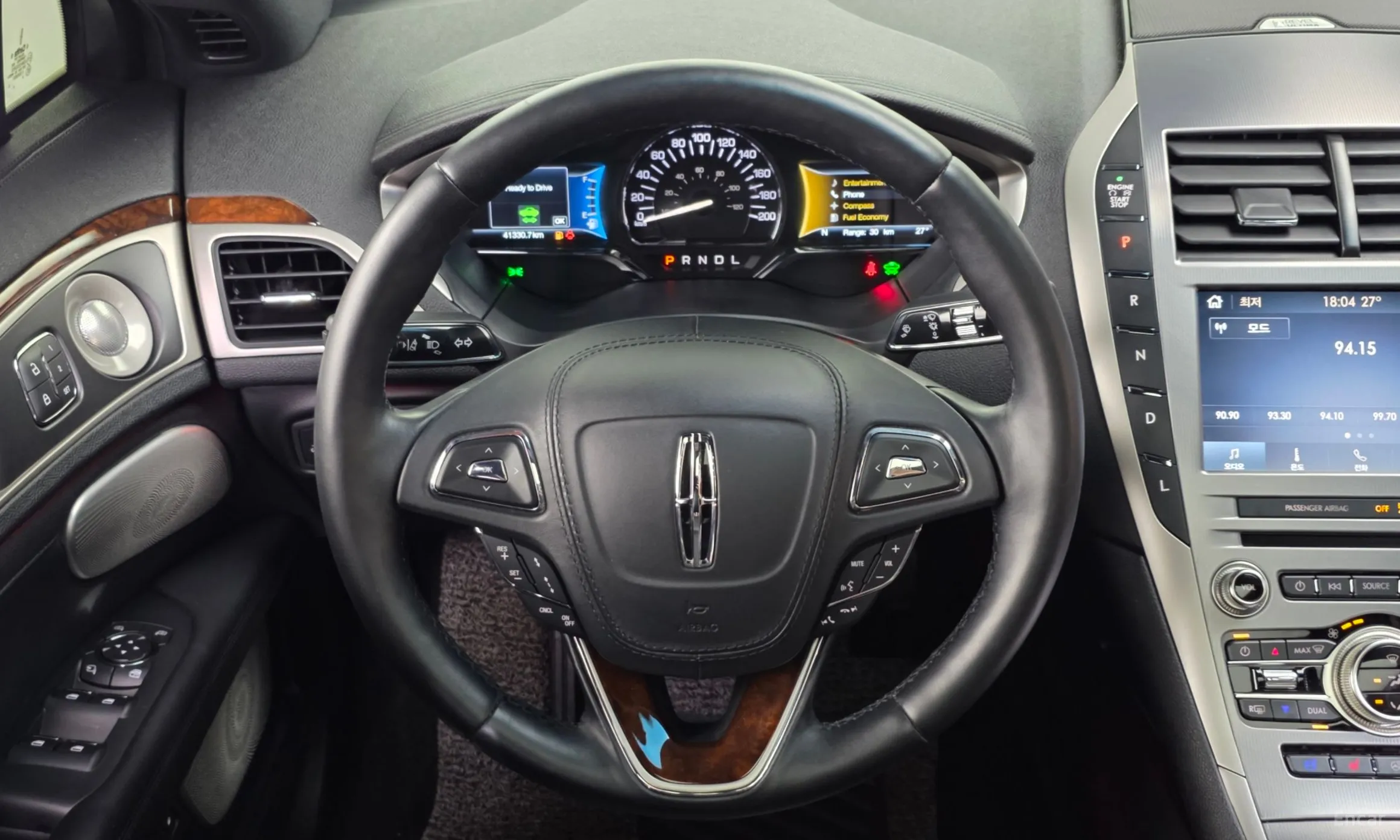 Lincoln New MKZ превью 13
