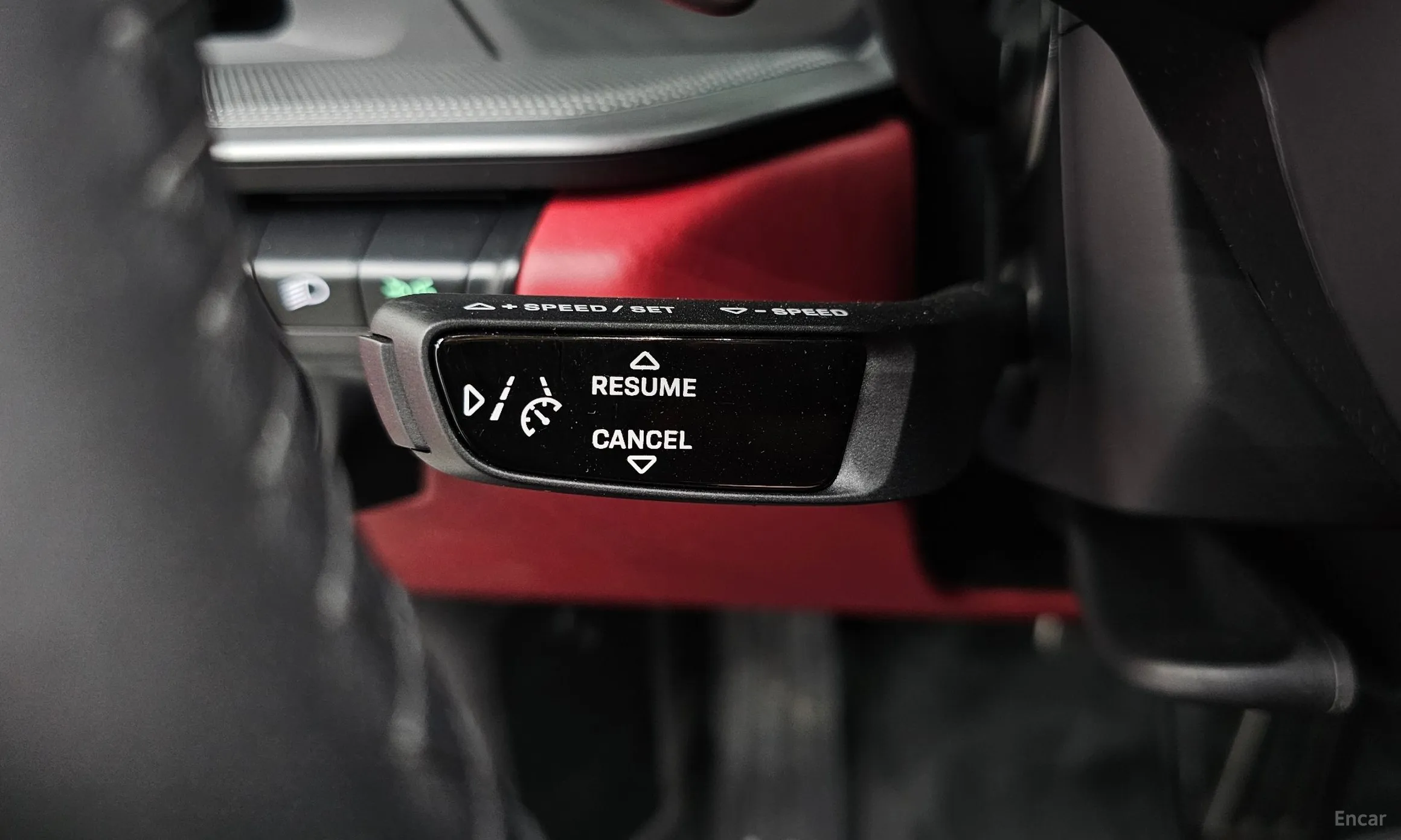Porsche 911 (992) превью 17