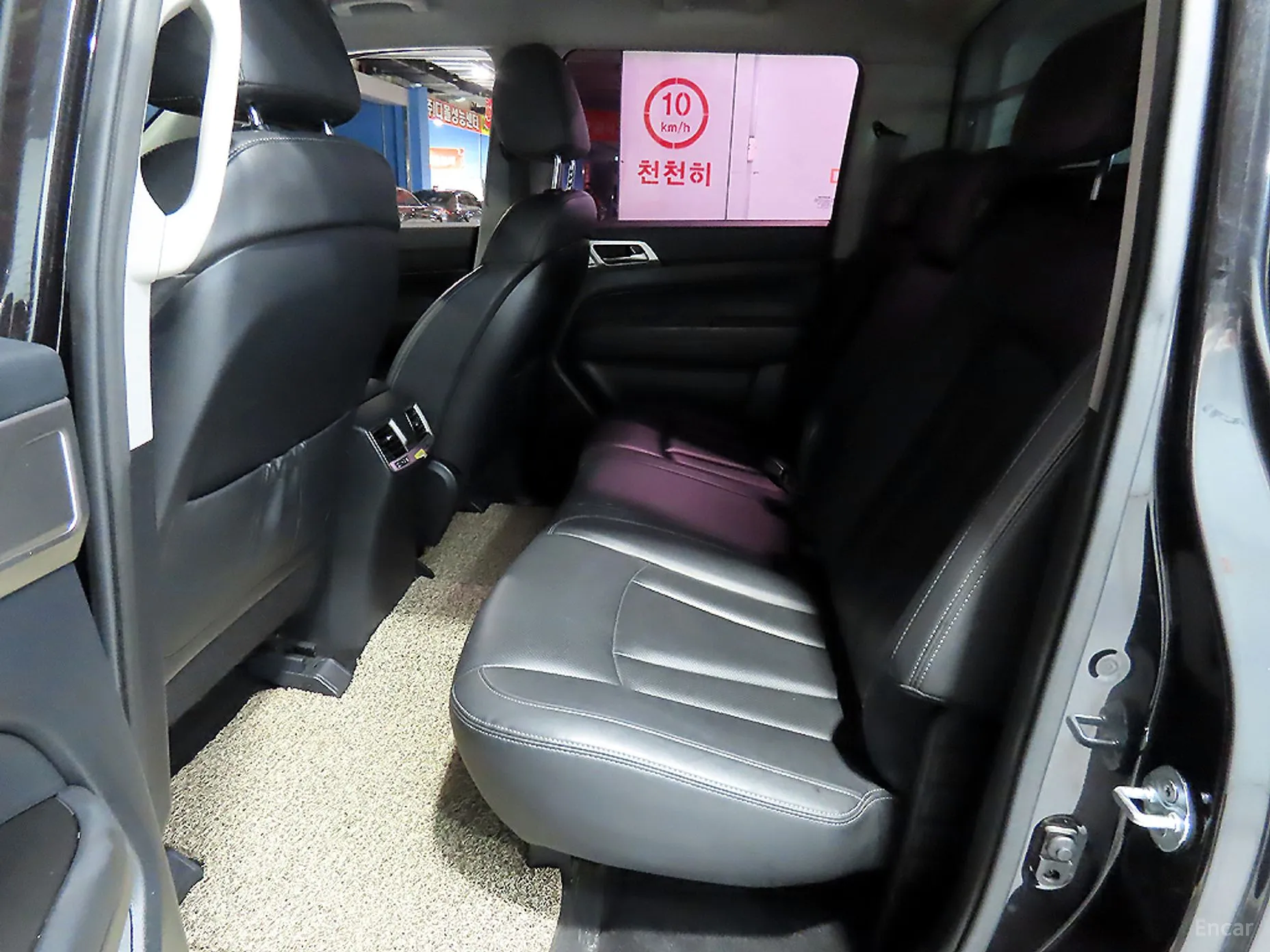 KG Mobility (SsangYong) Rexton Sports превью 12
