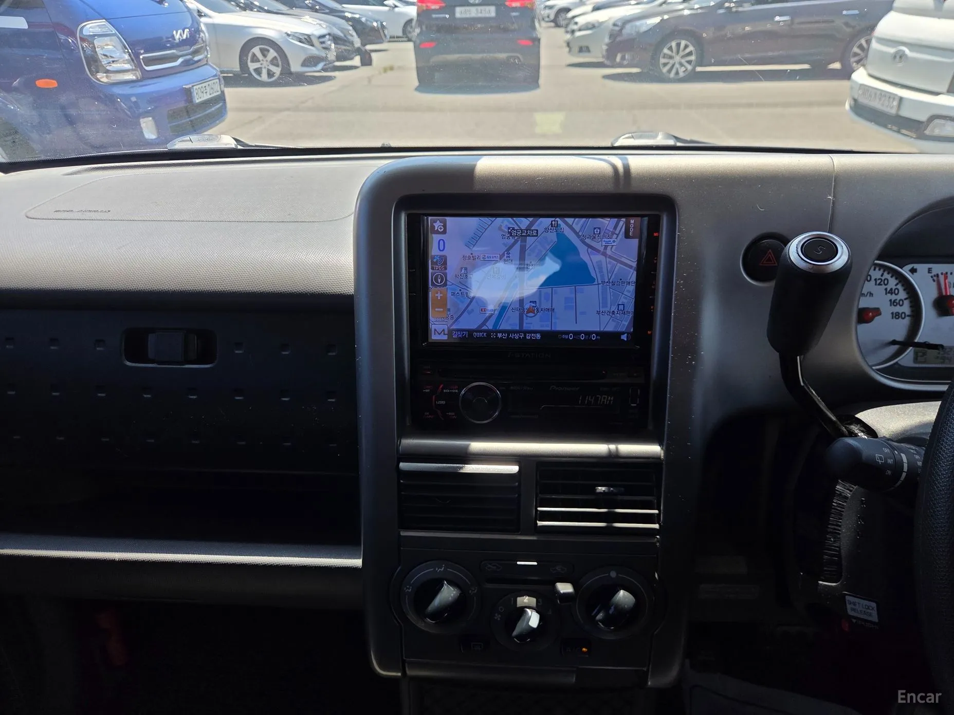 Nissan Cube превью 11
