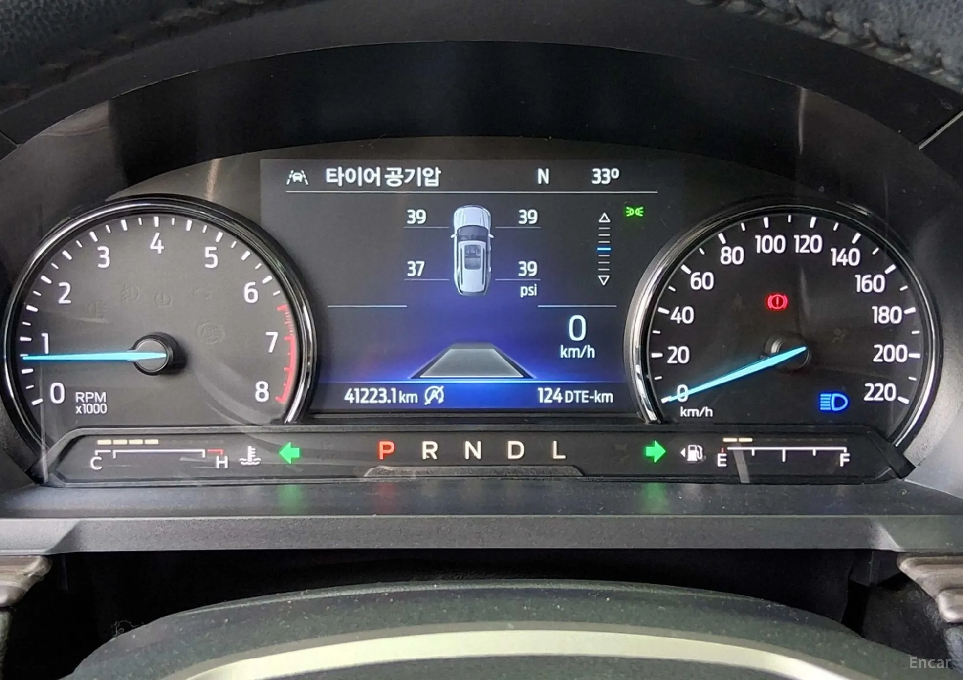 Ford Explorer 6th Generation превью 7