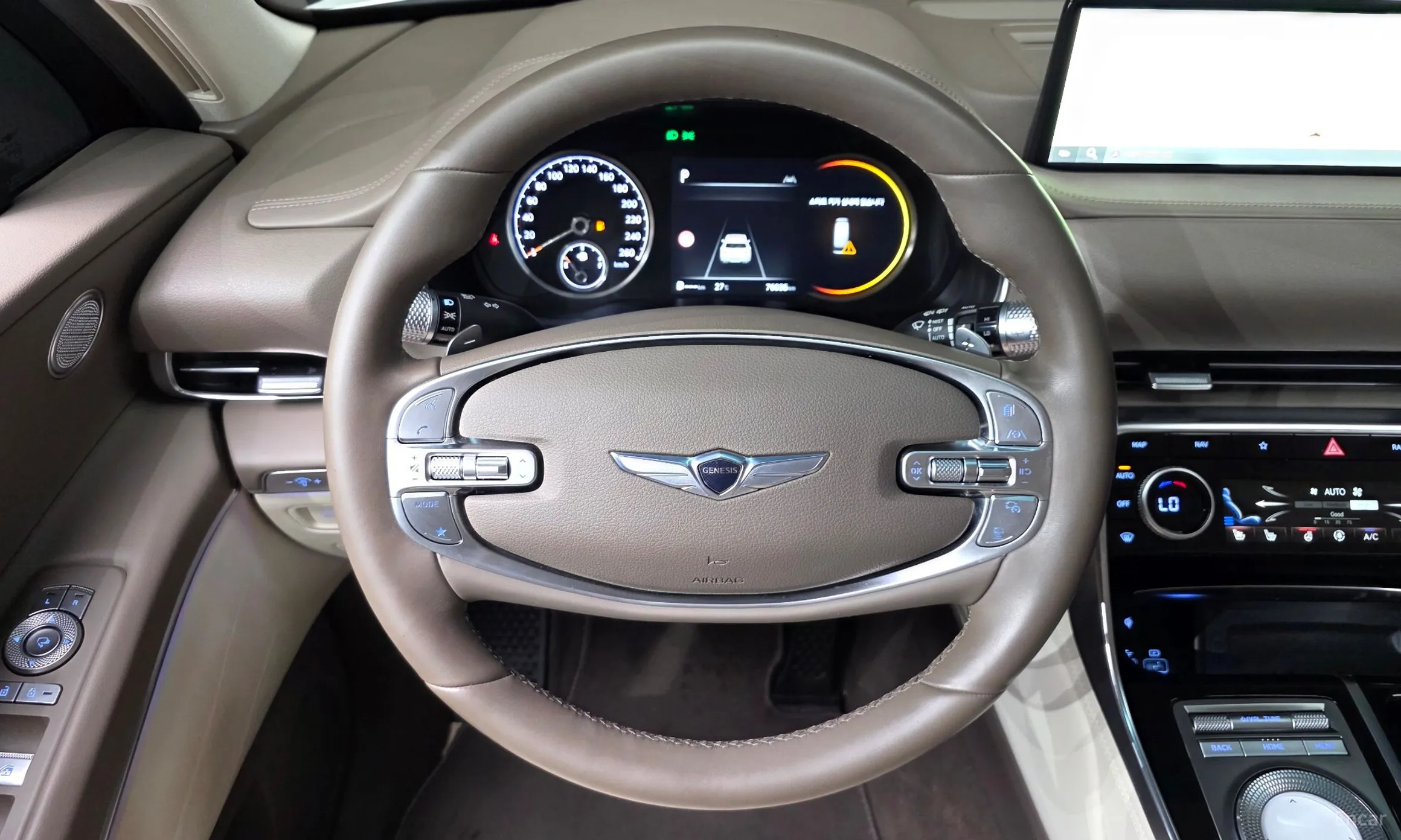 Genesis GV80 превью 14