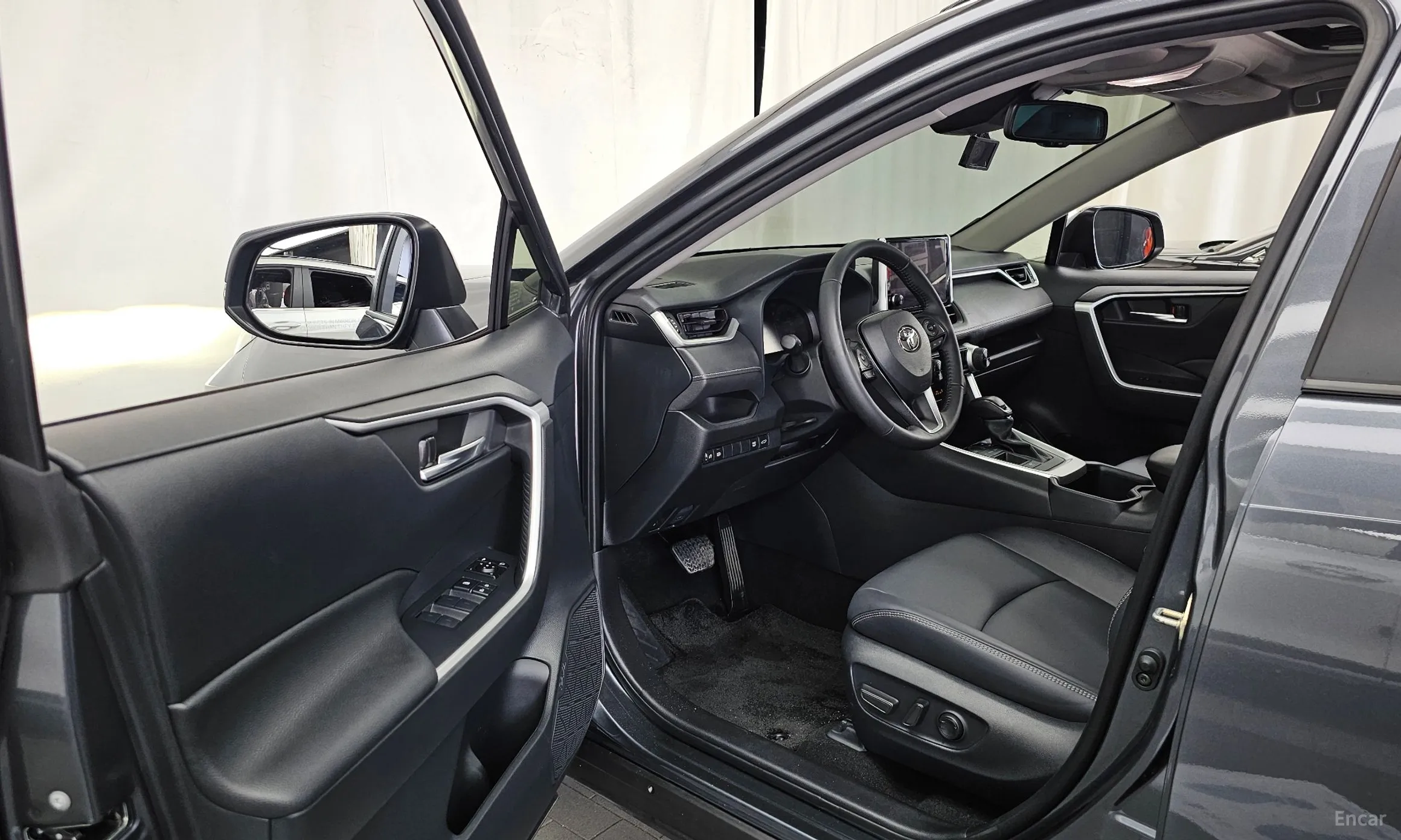Toyota RAV4 5th Generation превью 10