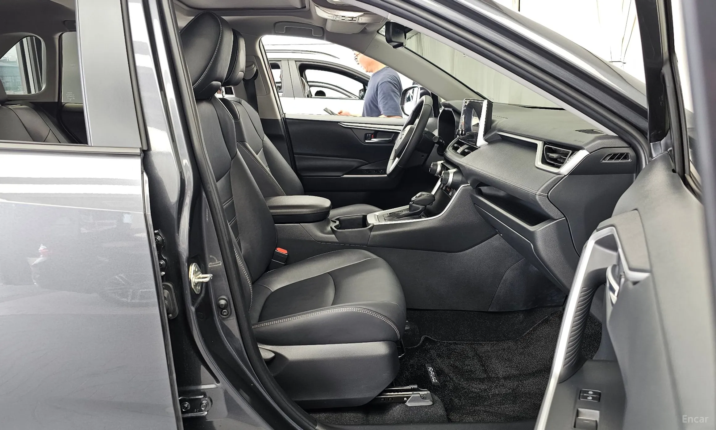 Toyota RAV4 5th Generation превью 11