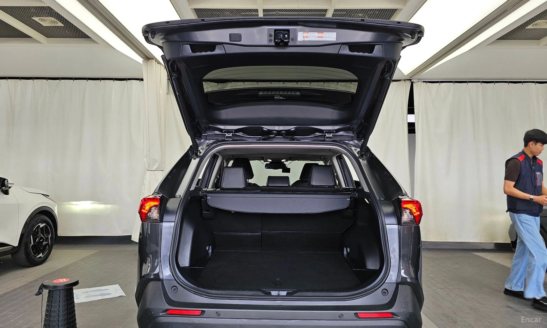 Toyota RAV4 5th Generation превью 20