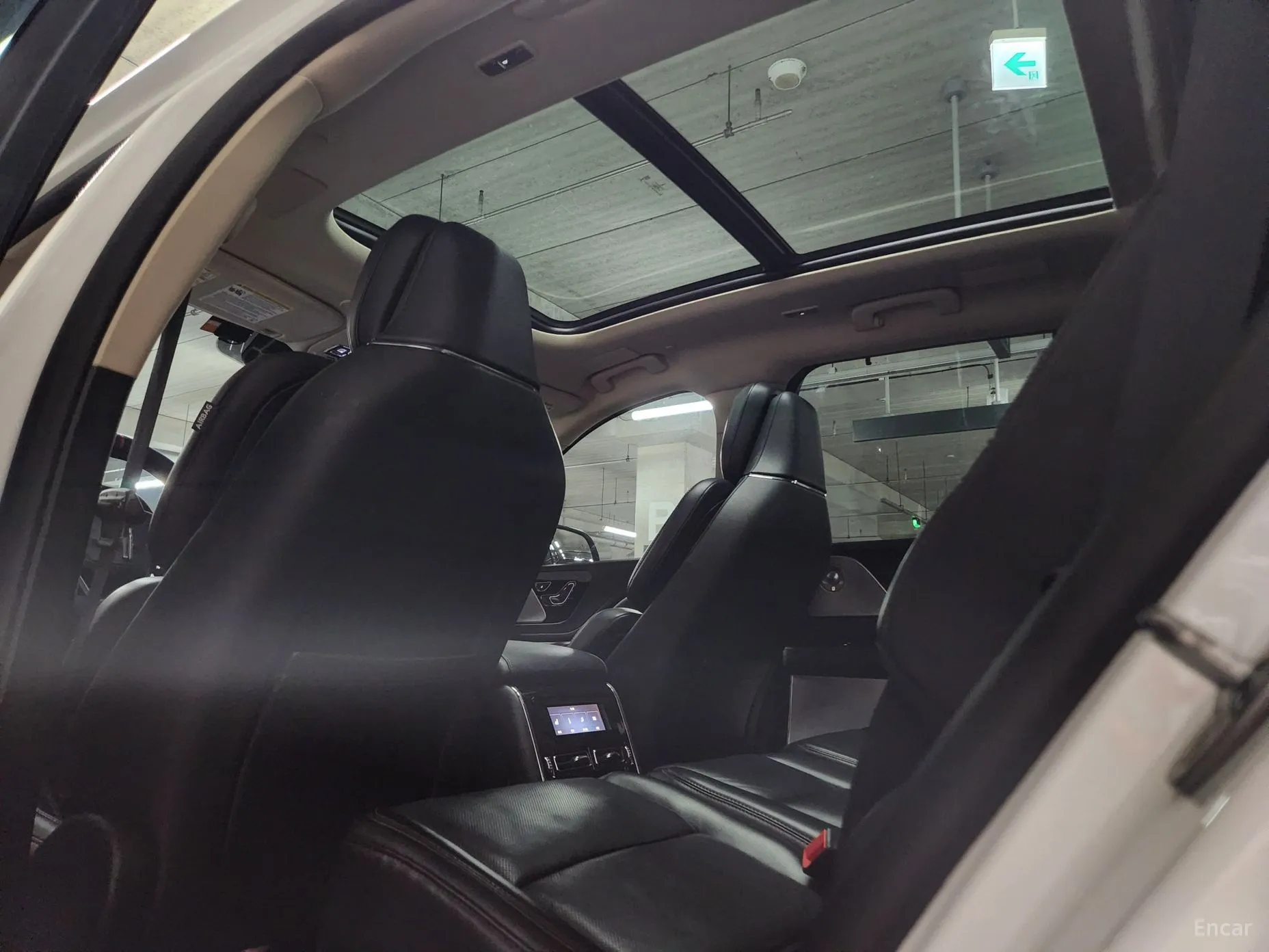 Lincoln Aviator 2nd Generation превью 17