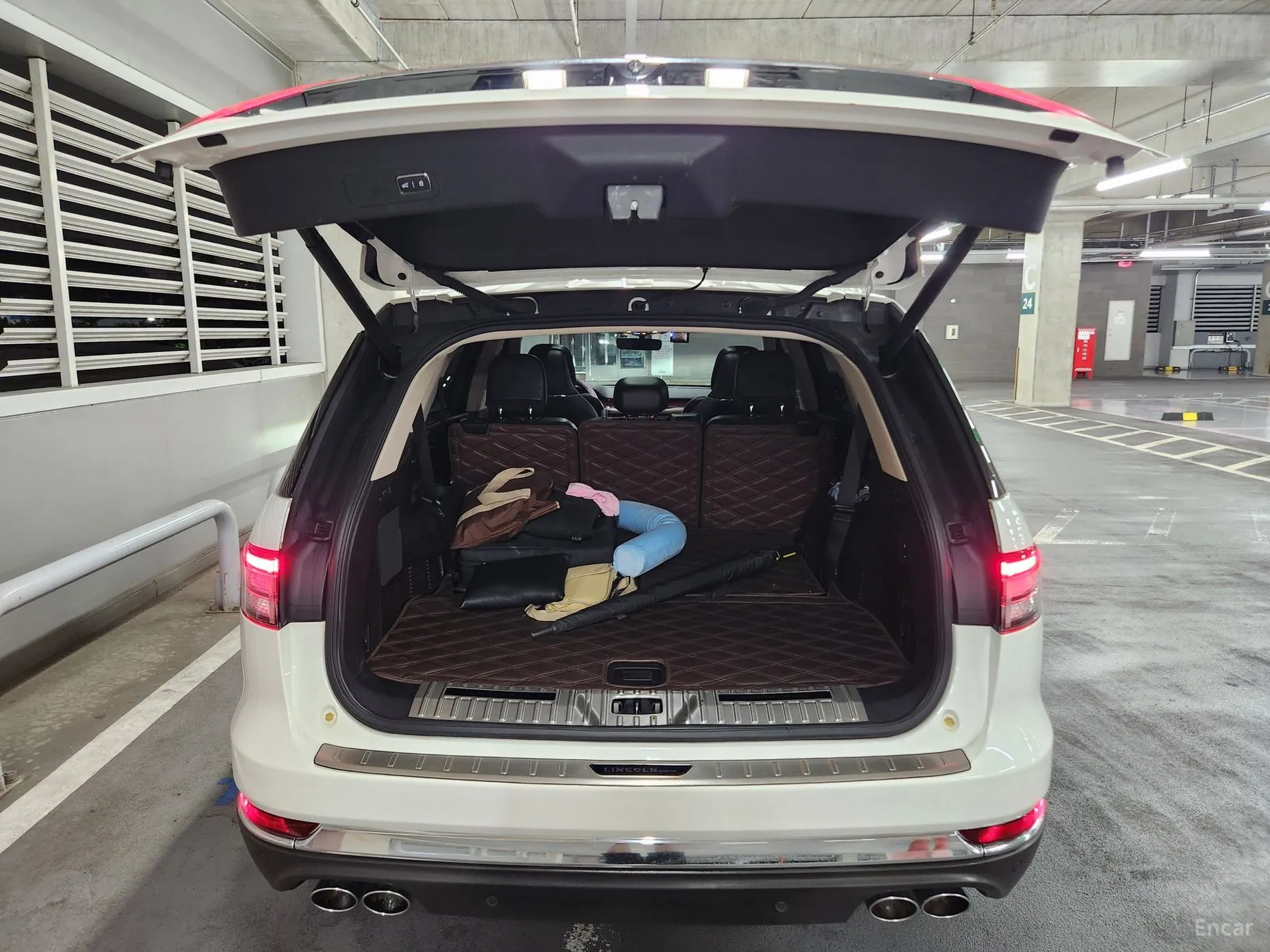 Lincoln Aviator 2nd Generation превью 18
