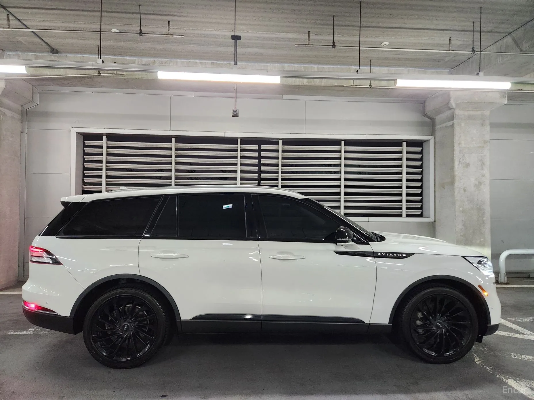 Lincoln Aviator 2nd Generation превью 3