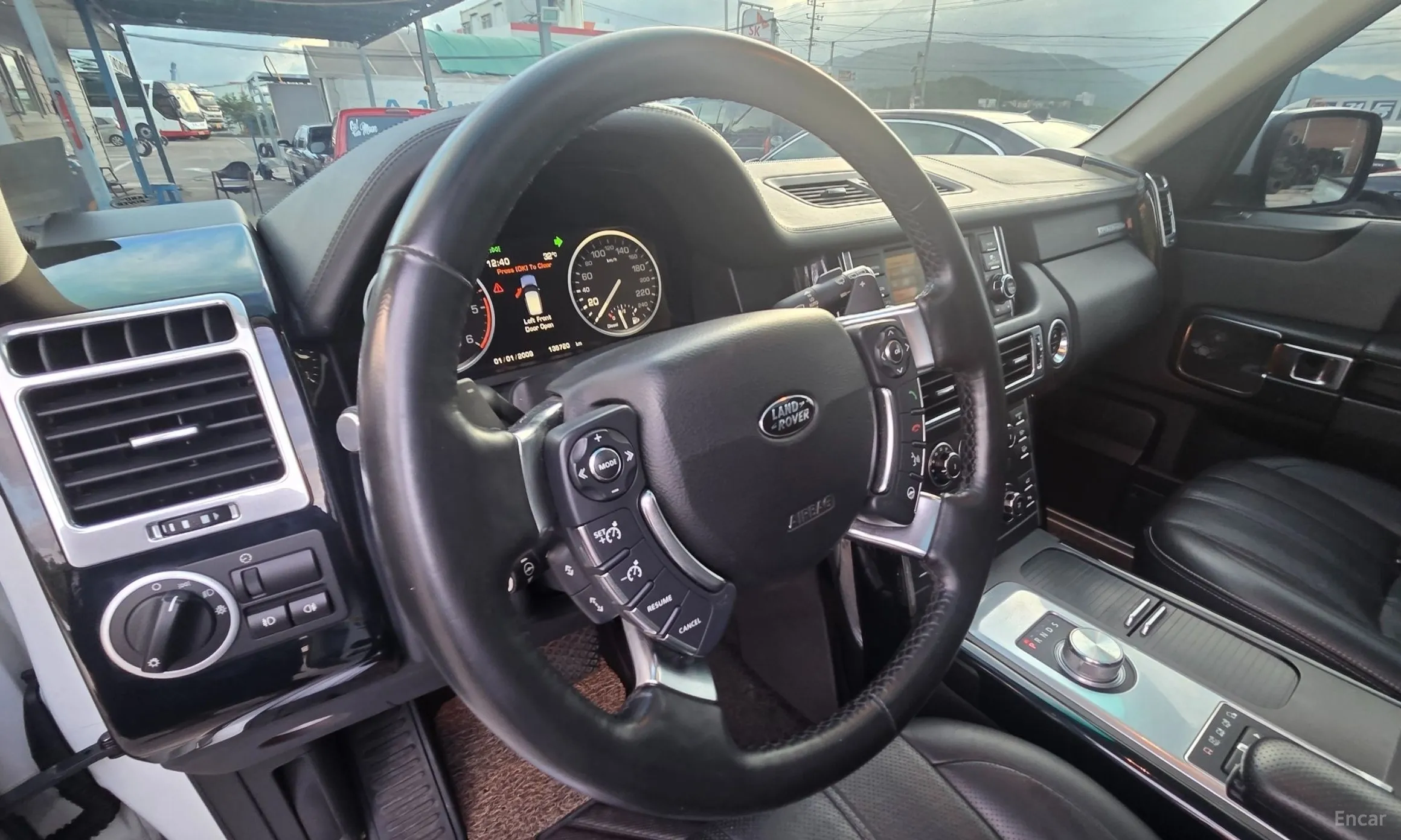 Land Rover Range Rover превью 13