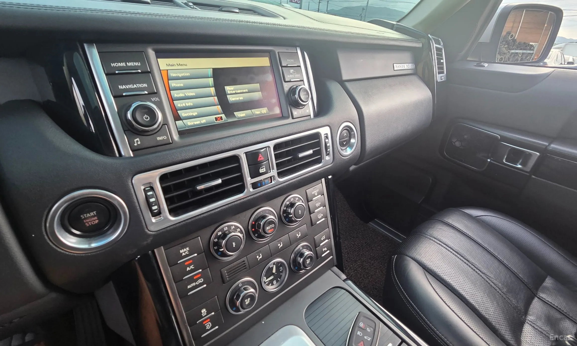 Land Rover Range Rover превью 18