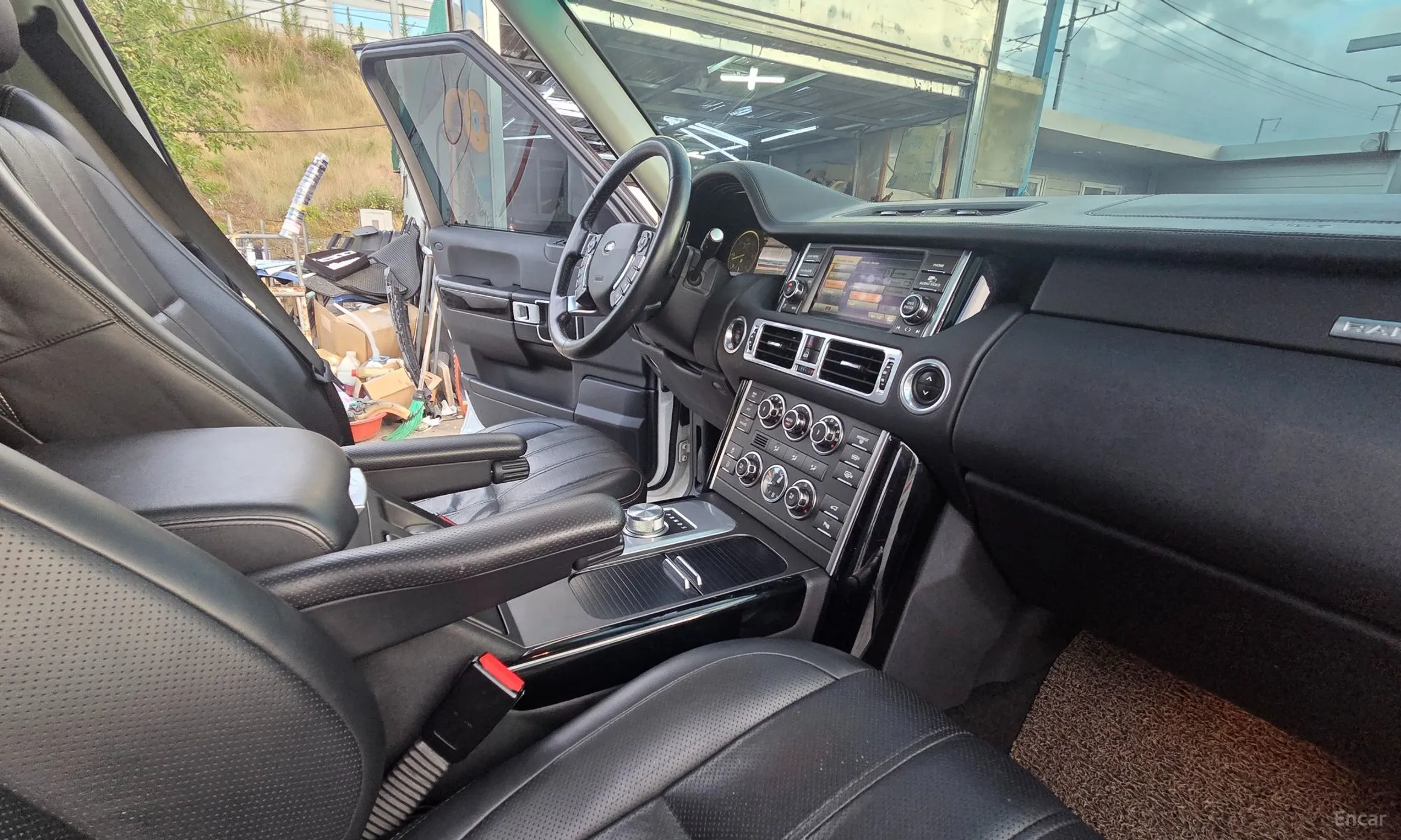 Land Rover Range Rover превью 20