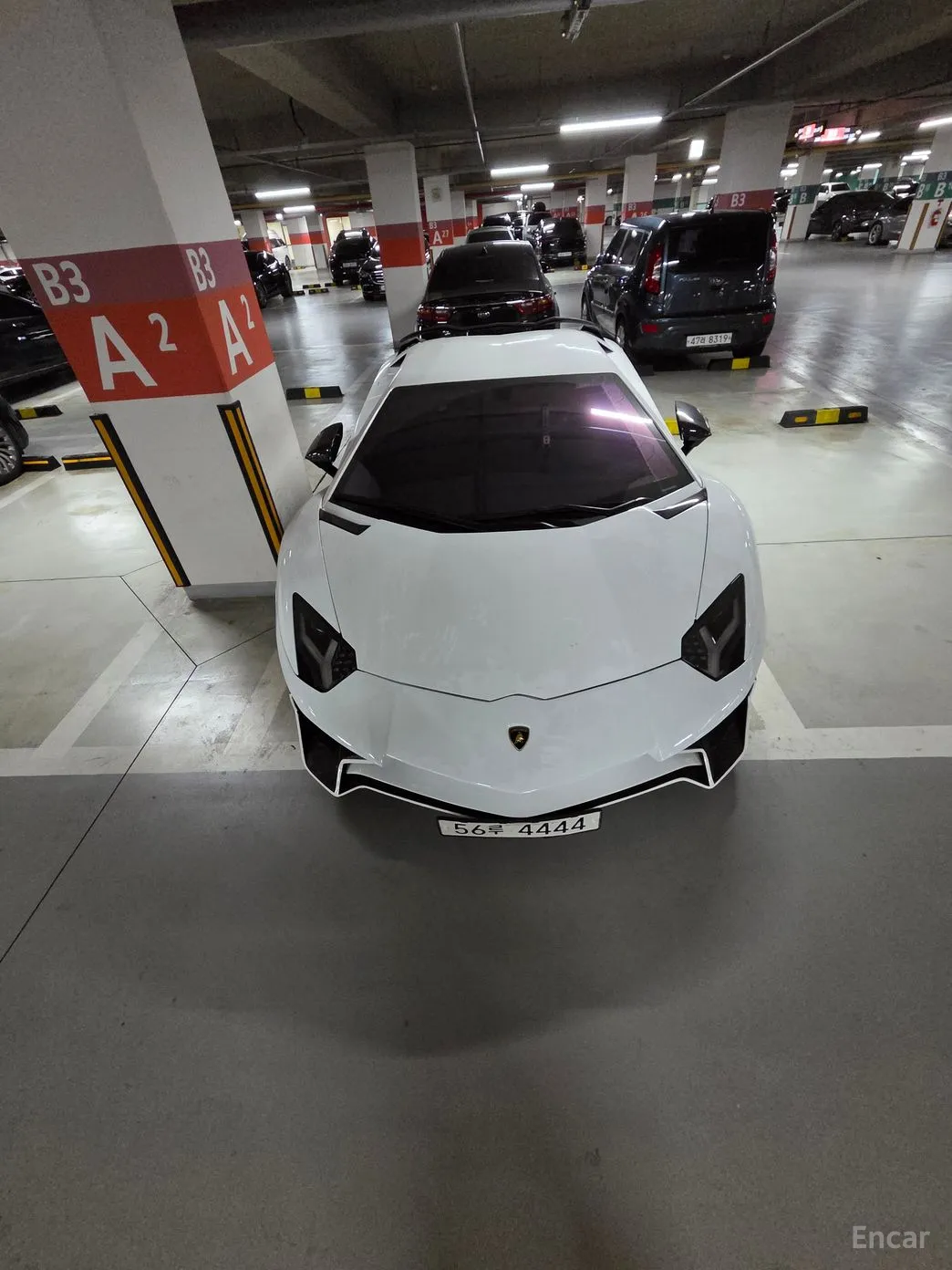 Lamborghini Aventador превью 3