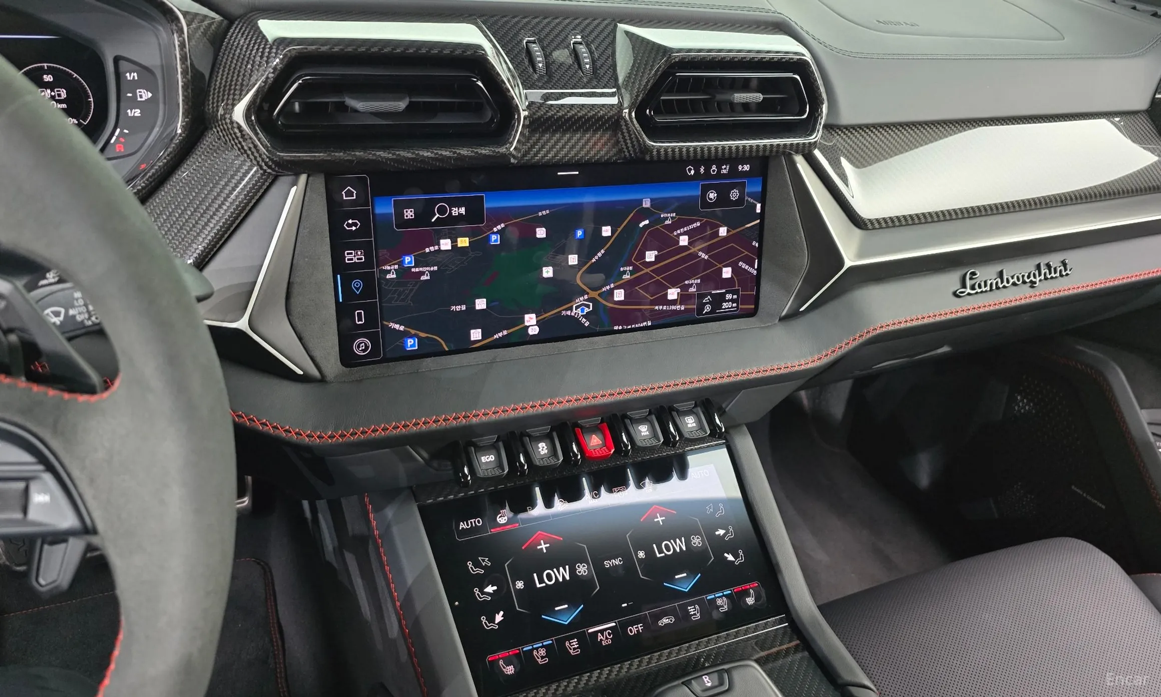 Lamborghini Urus превью 12