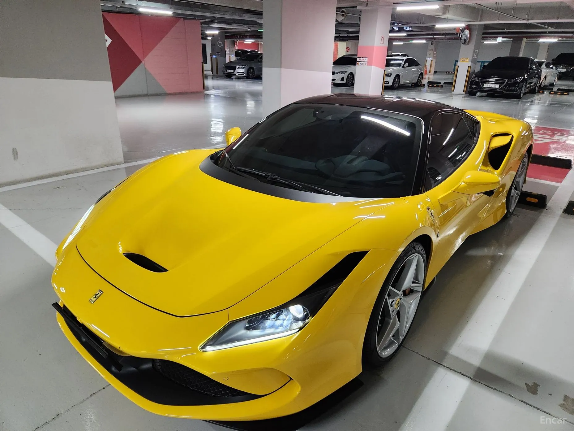 Ferrari F8 Tributo