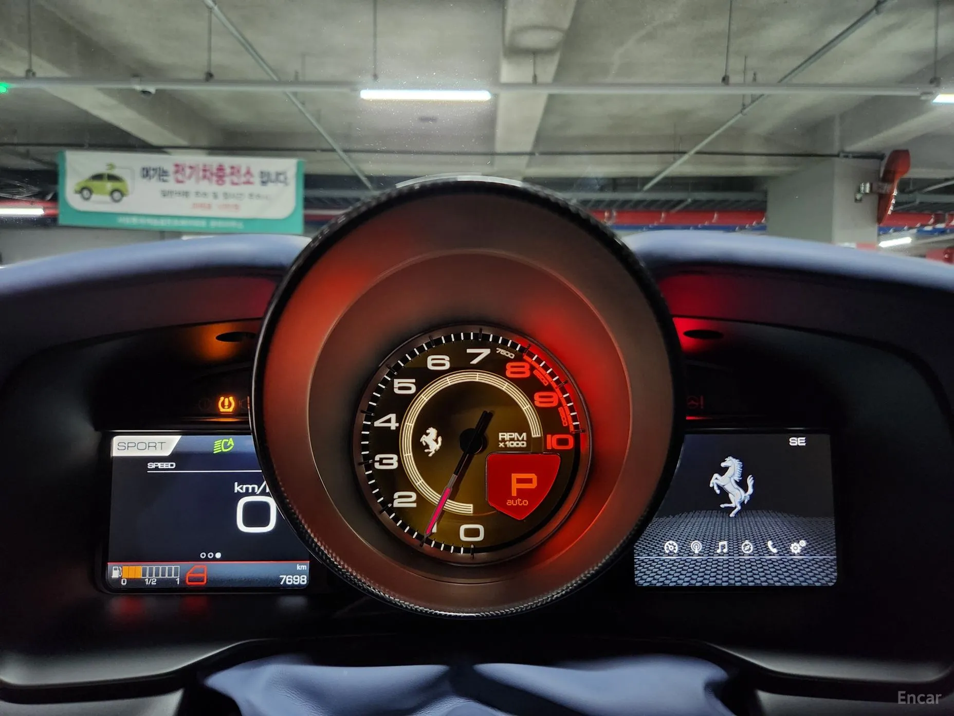 Ferrari F8 Tributo превью 10