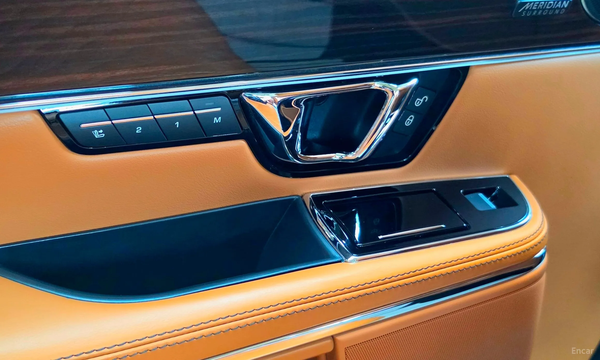 Jaguar All New XJ превью 15