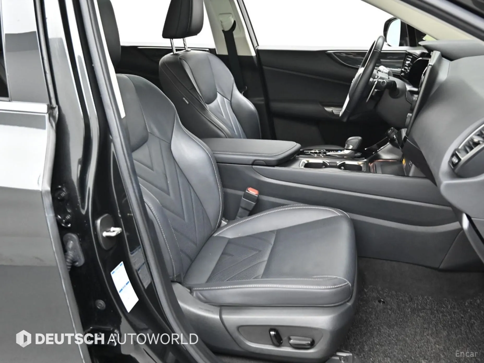 Lexus NX450h + 2nd Gen превью 6