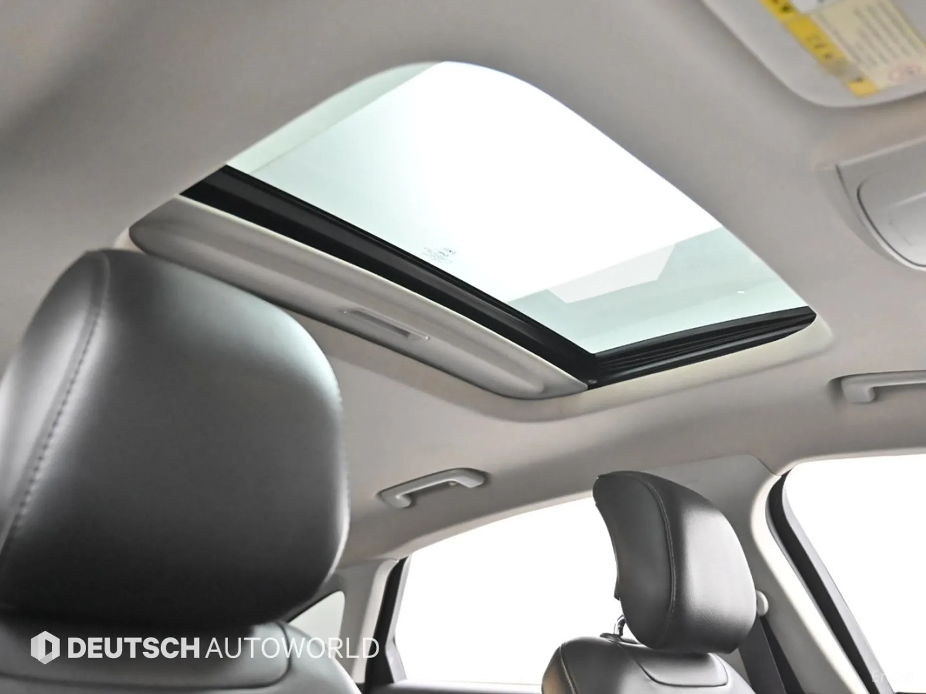 Ford Fusion превью 19