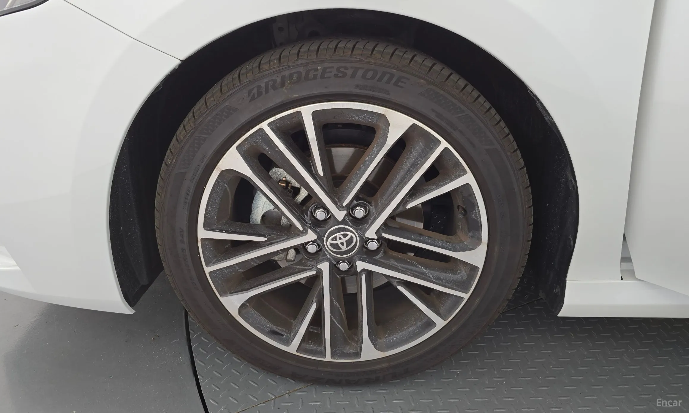 Toyota Camry (XV80) превью 5