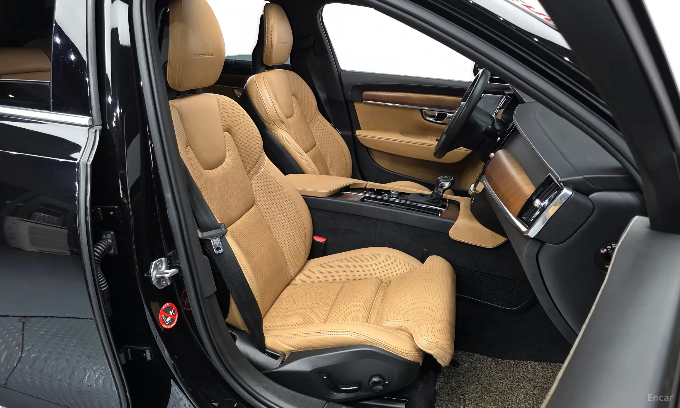 Volvo S90 превью 11