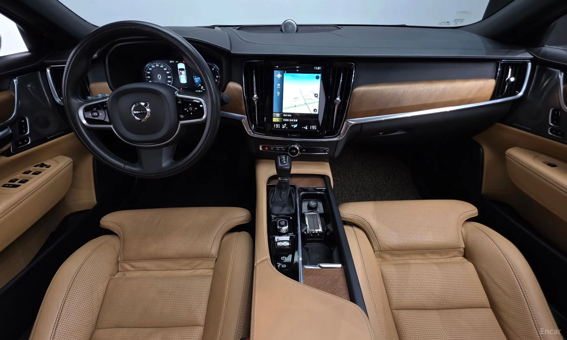 Volvo S90 превью 7