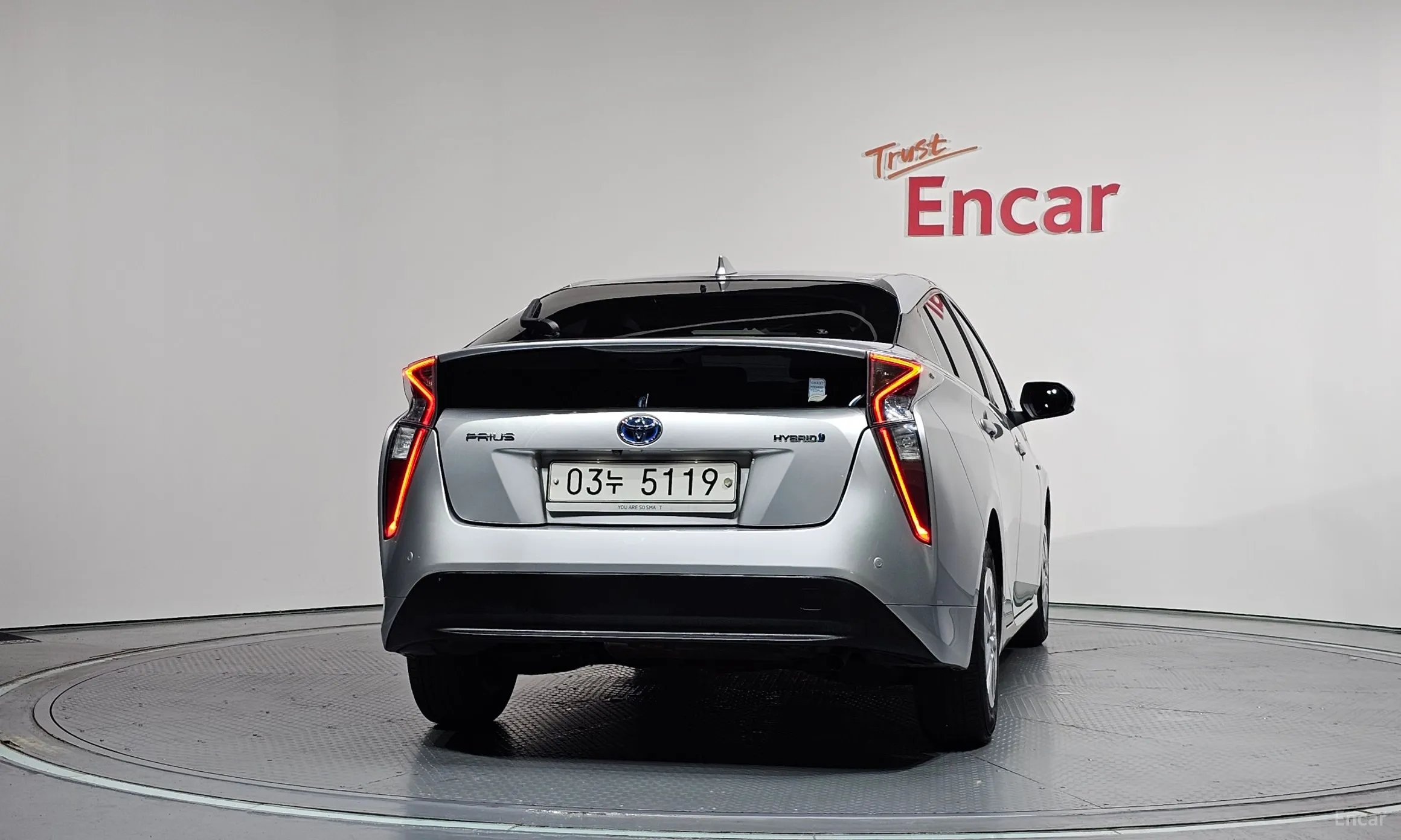 Toyota Prius 4th Generation превью 4