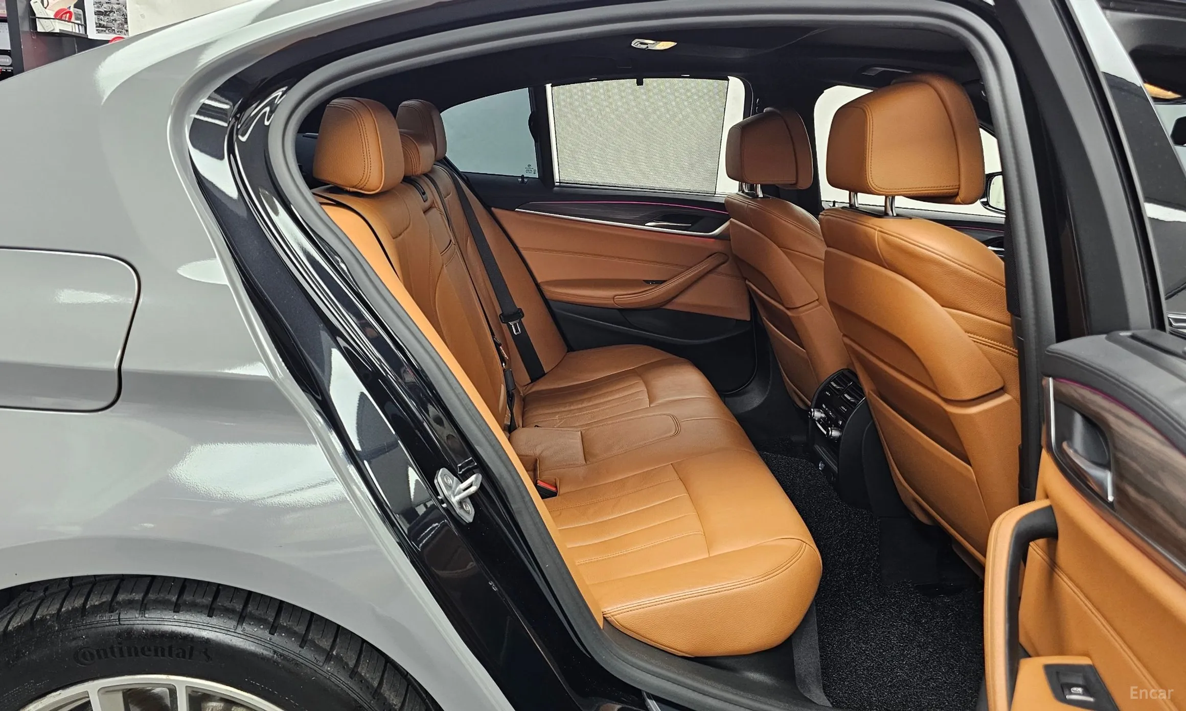 BMW 5 Series (G30) превью 12