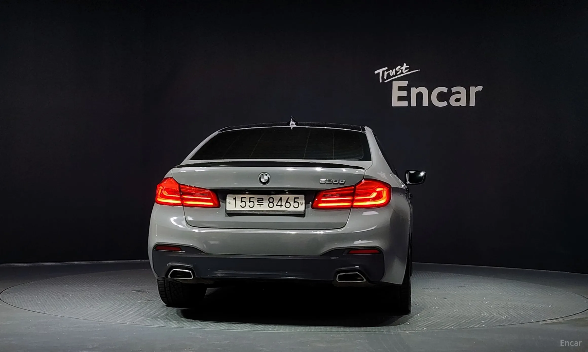 BMW 5 Series (G30) превью 4