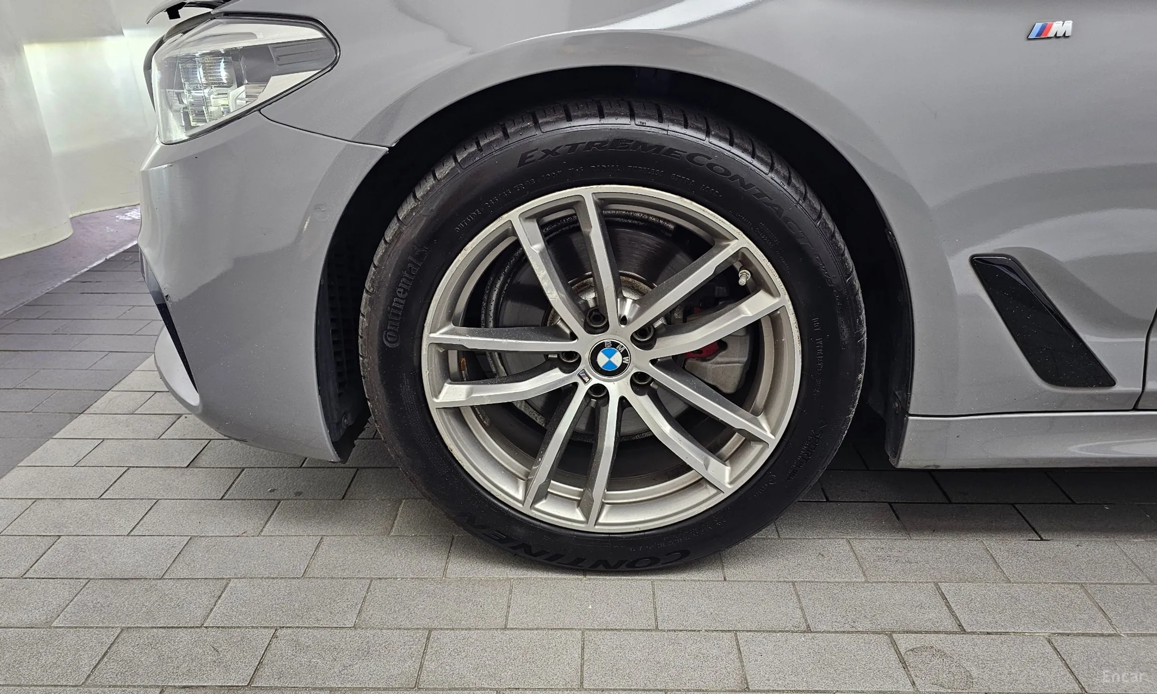 BMW 5 Series (G30) превью 5