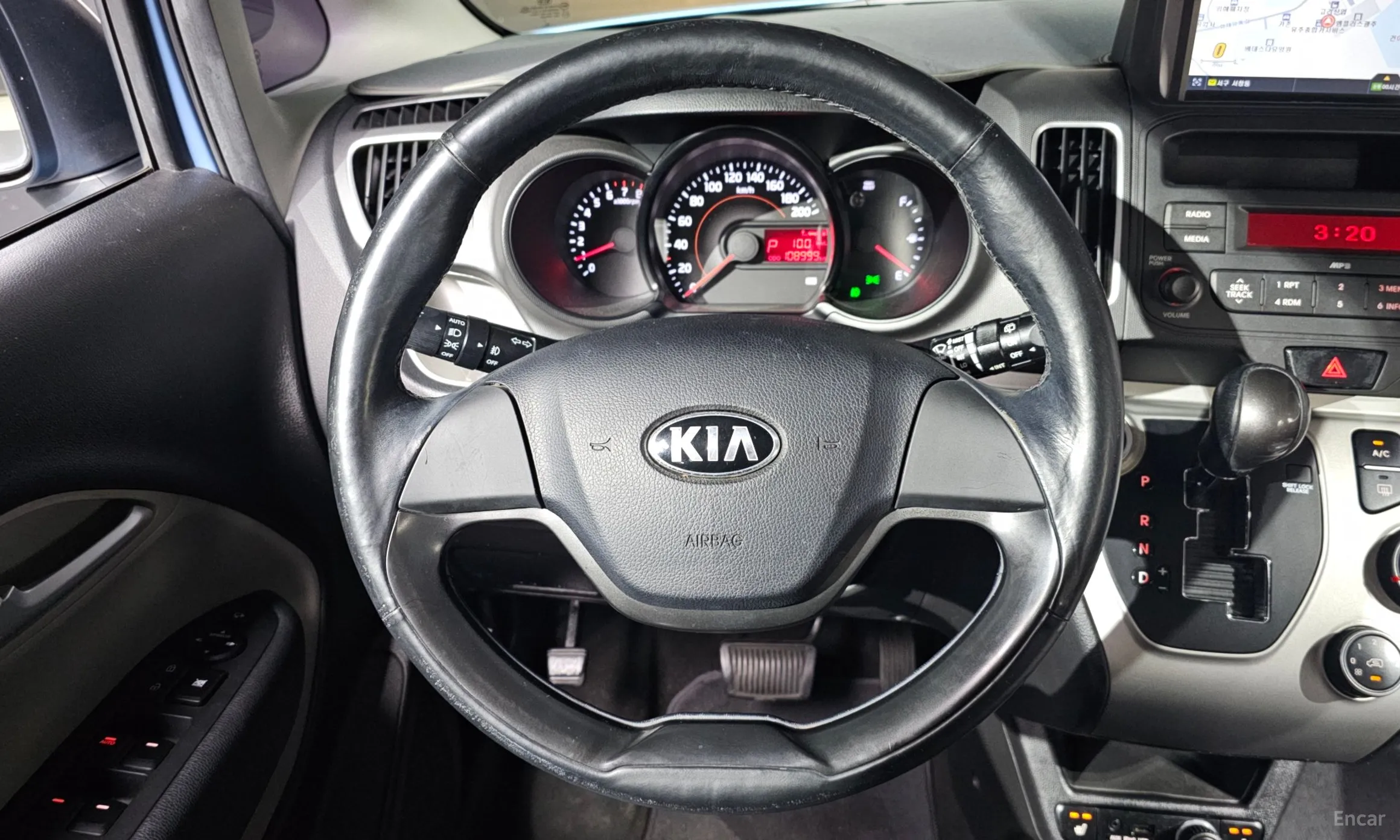 Kia Ray превью 13