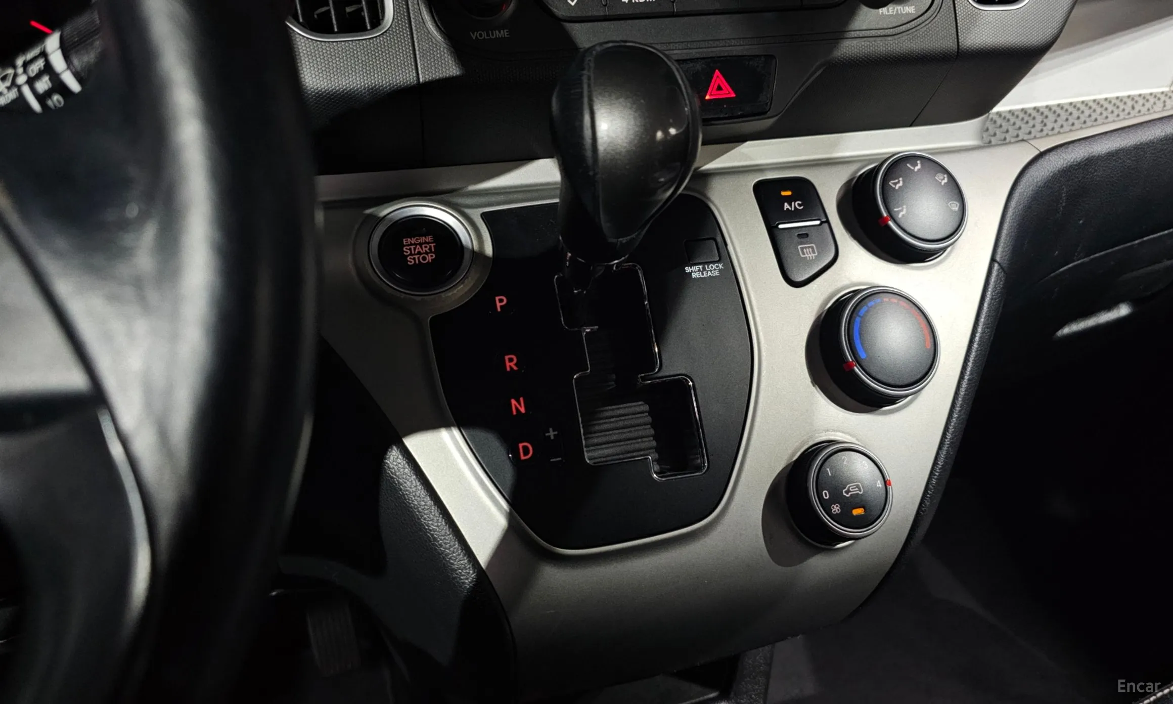 Kia Ray превью 9