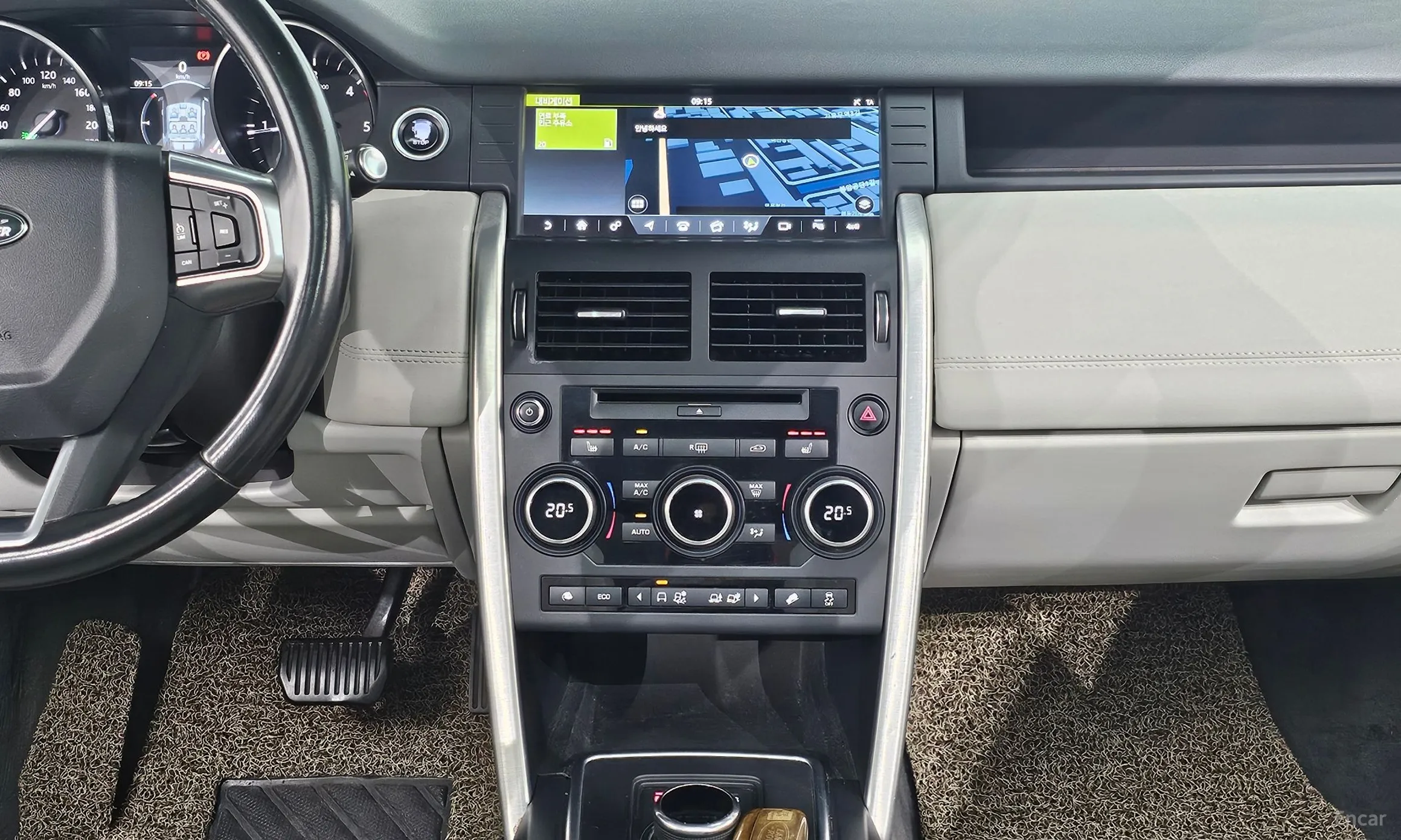 Land Rover Discovery Sports превью 14