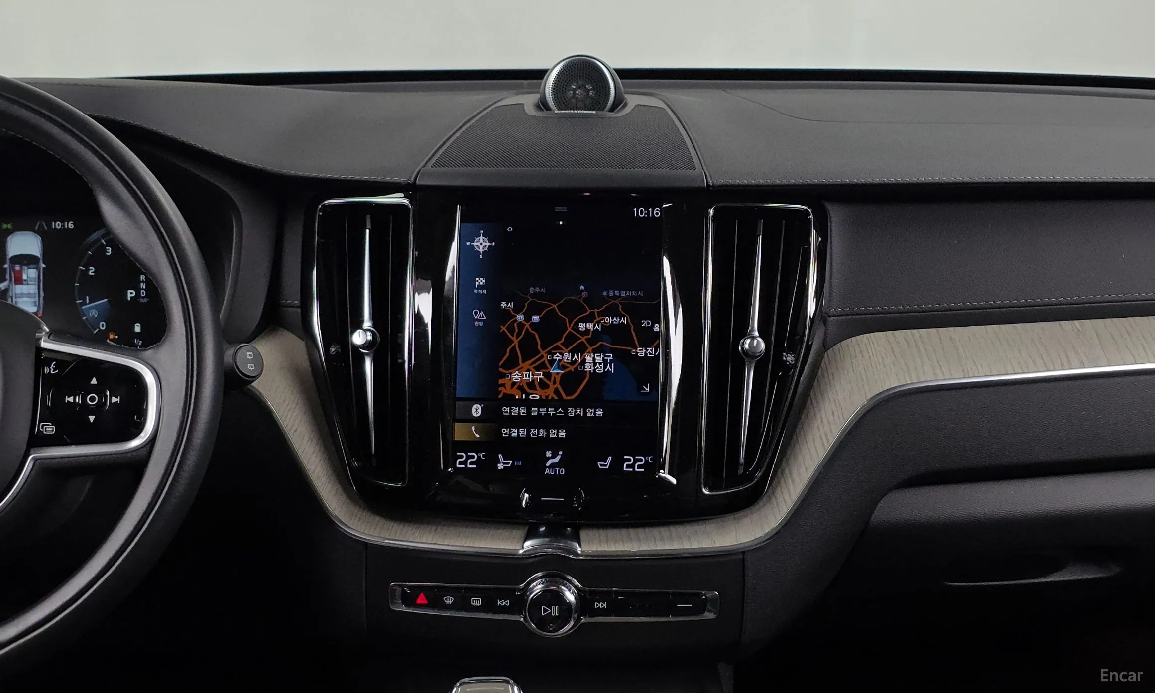 Volvo XC60 Gen 2 превью 14