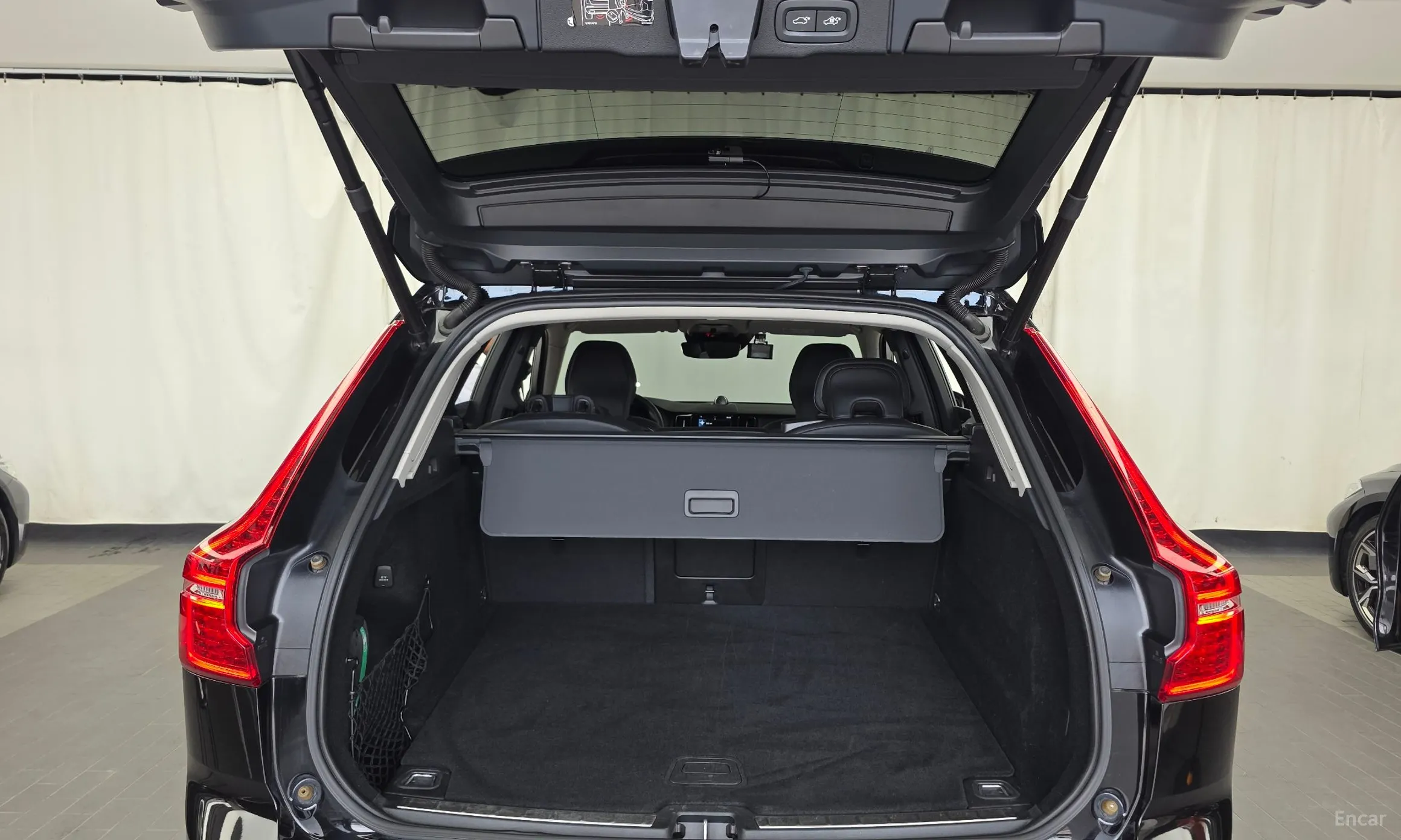 Volvo XC60 Gen 2 превью 20