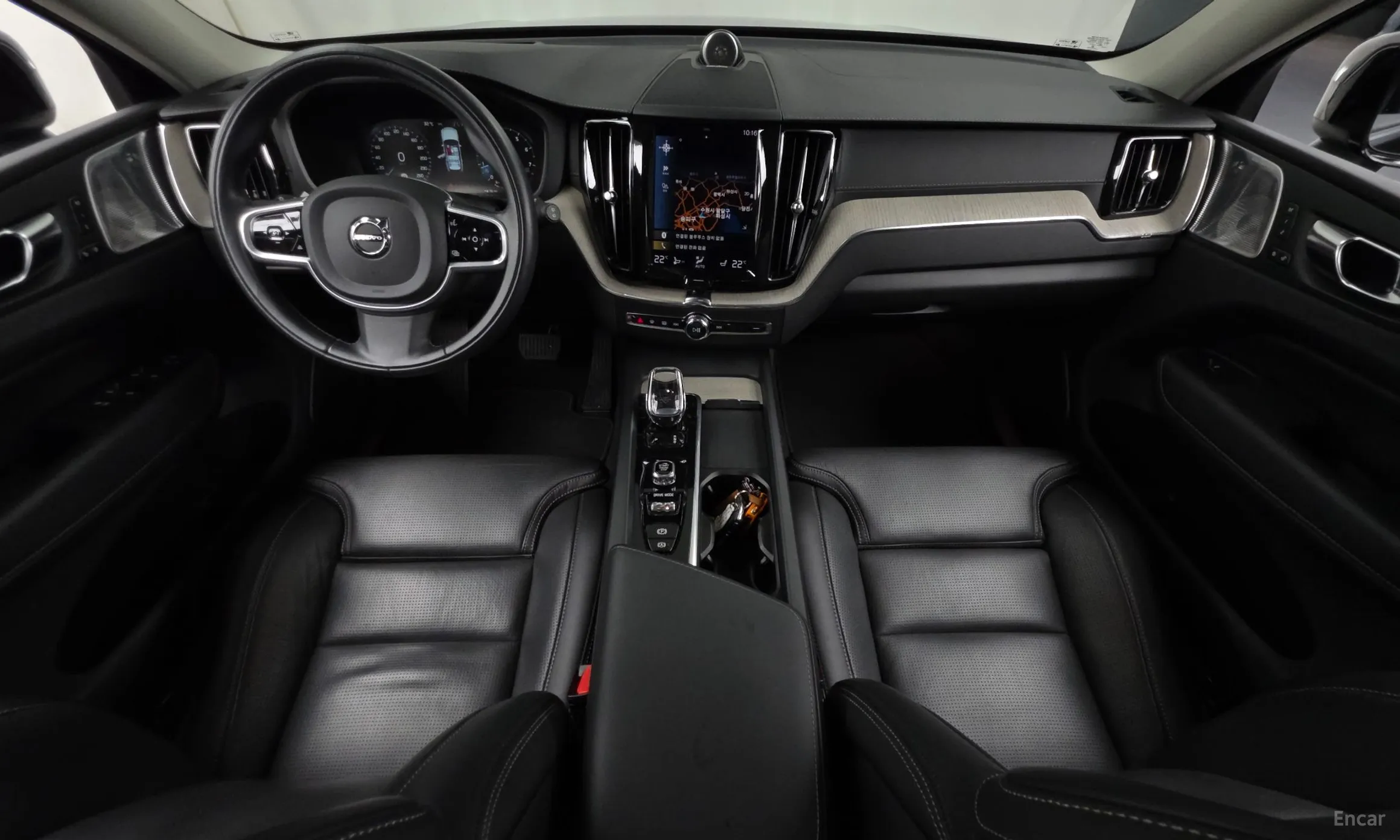 Volvo XC60 Gen 2 превью 7
