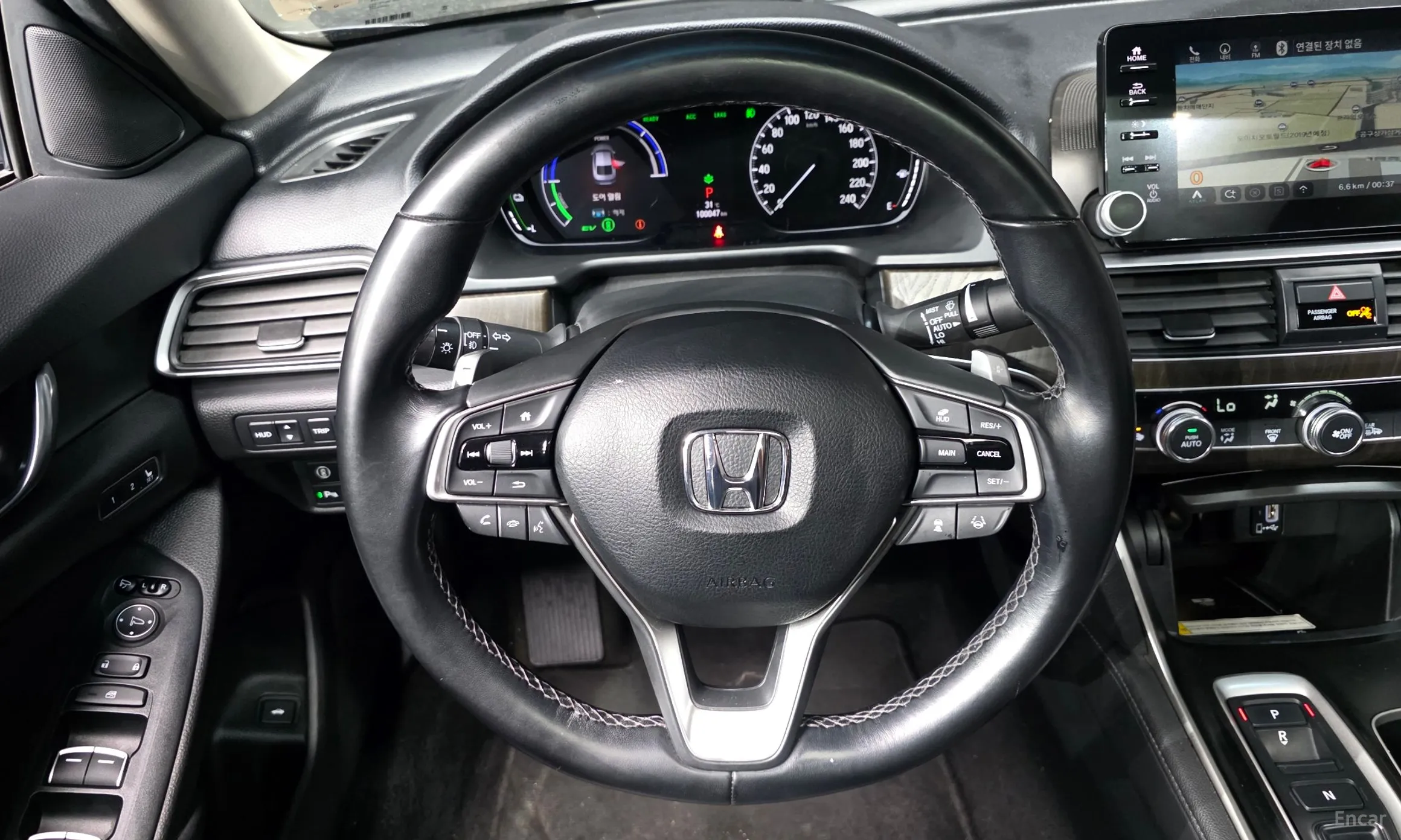 Honda Accord 10th Generation превью 14