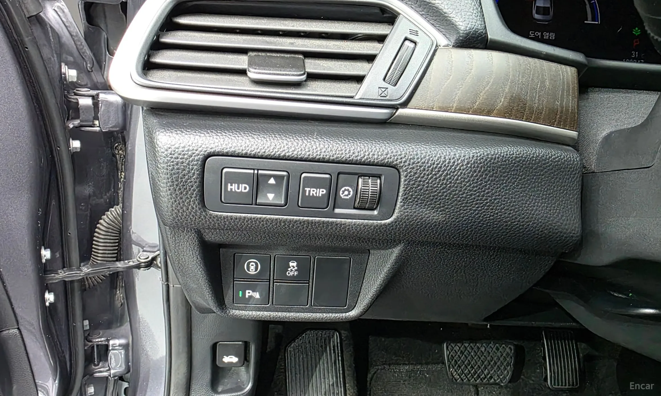 Honda Accord 10th Generation превью 19