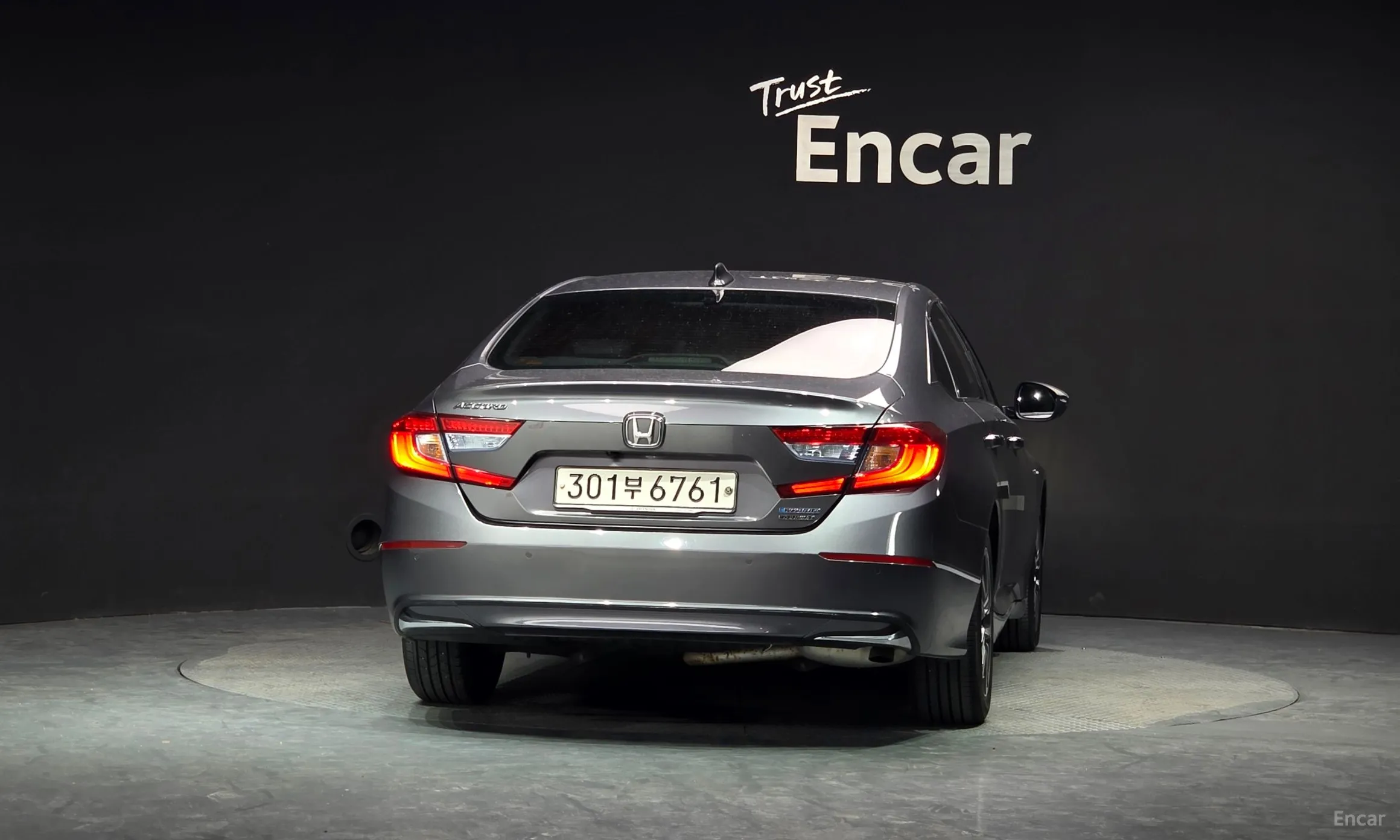 Honda Accord 10th Generation превью 4