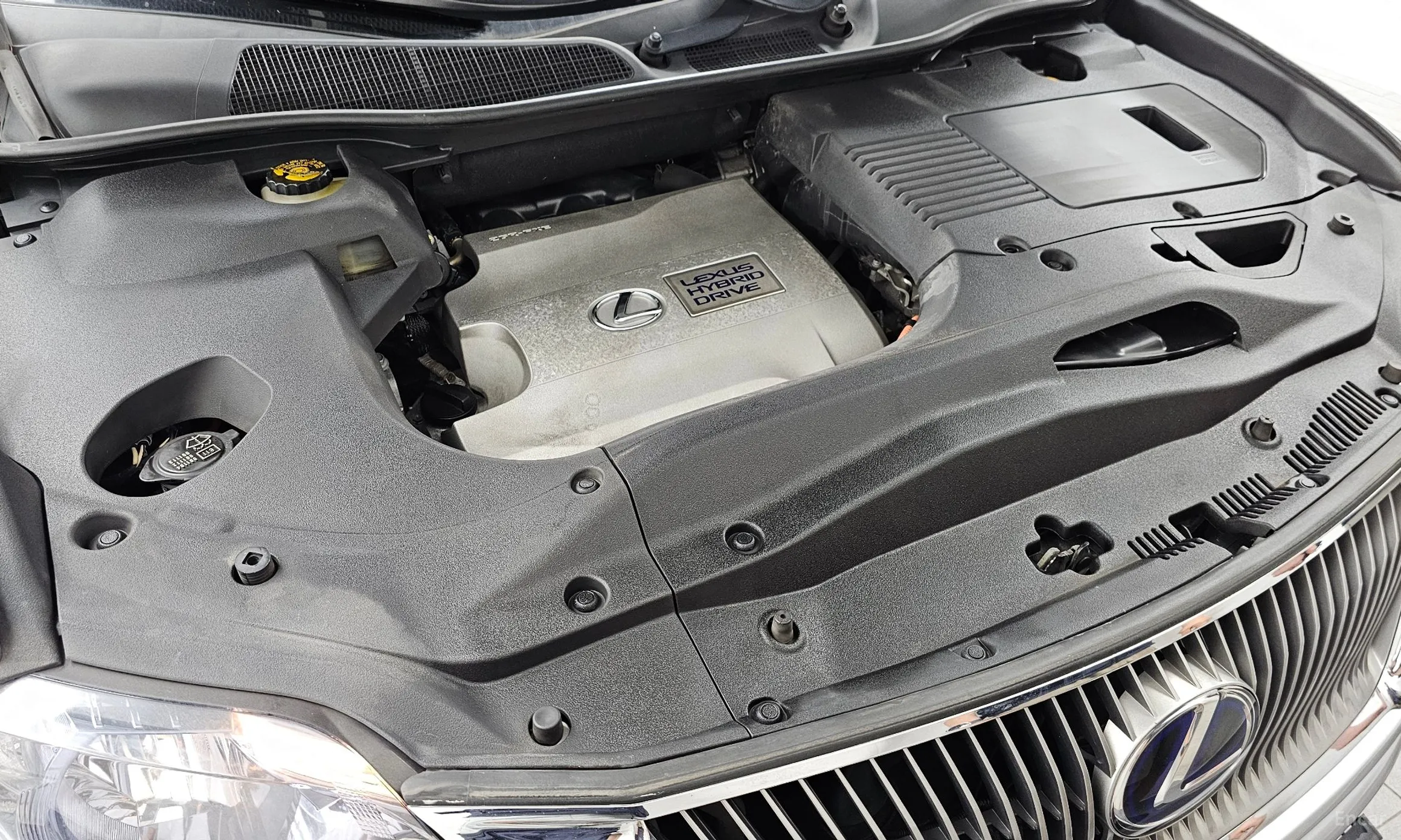 Lexus RX450h превью 6