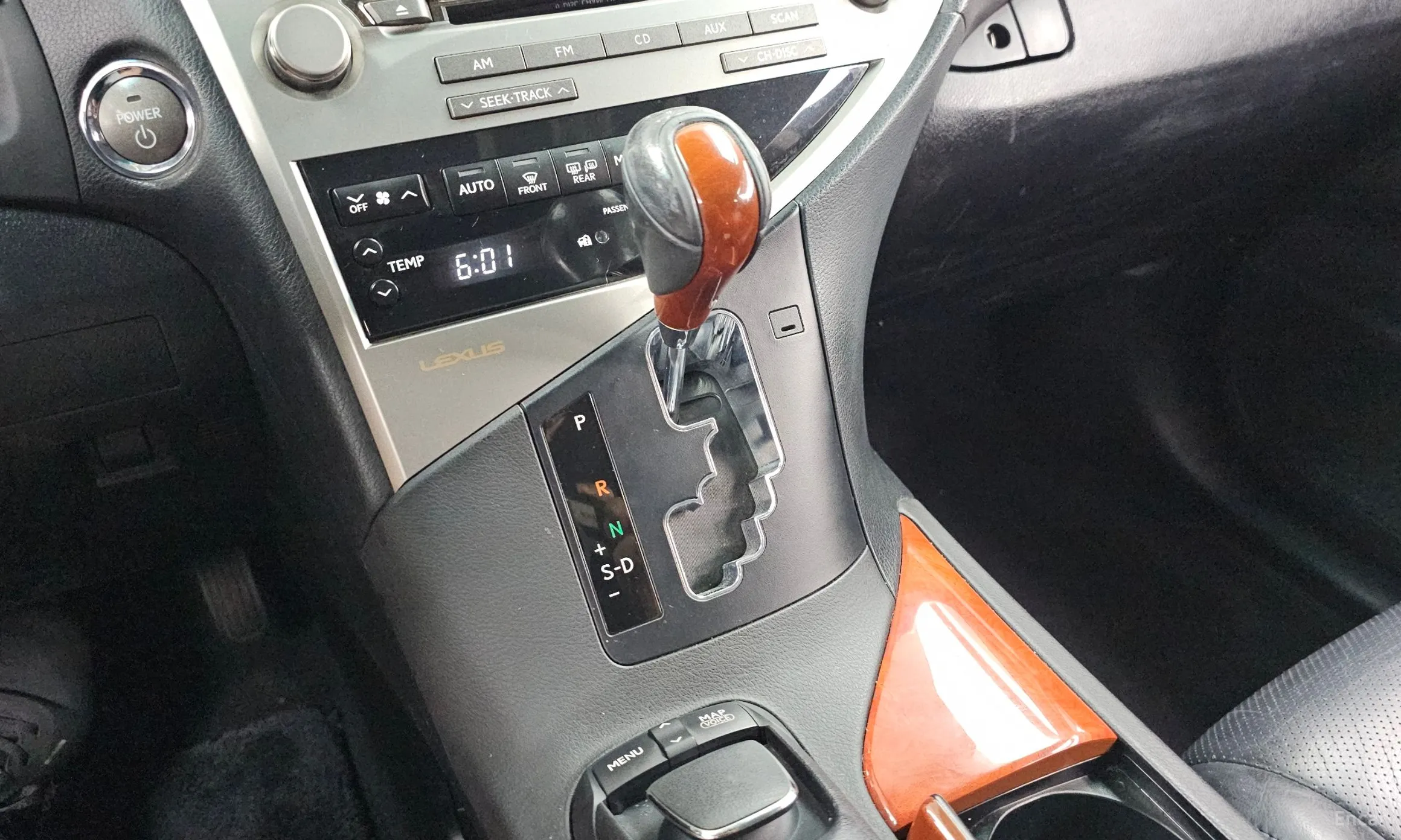 Lexus RX450h превью 9