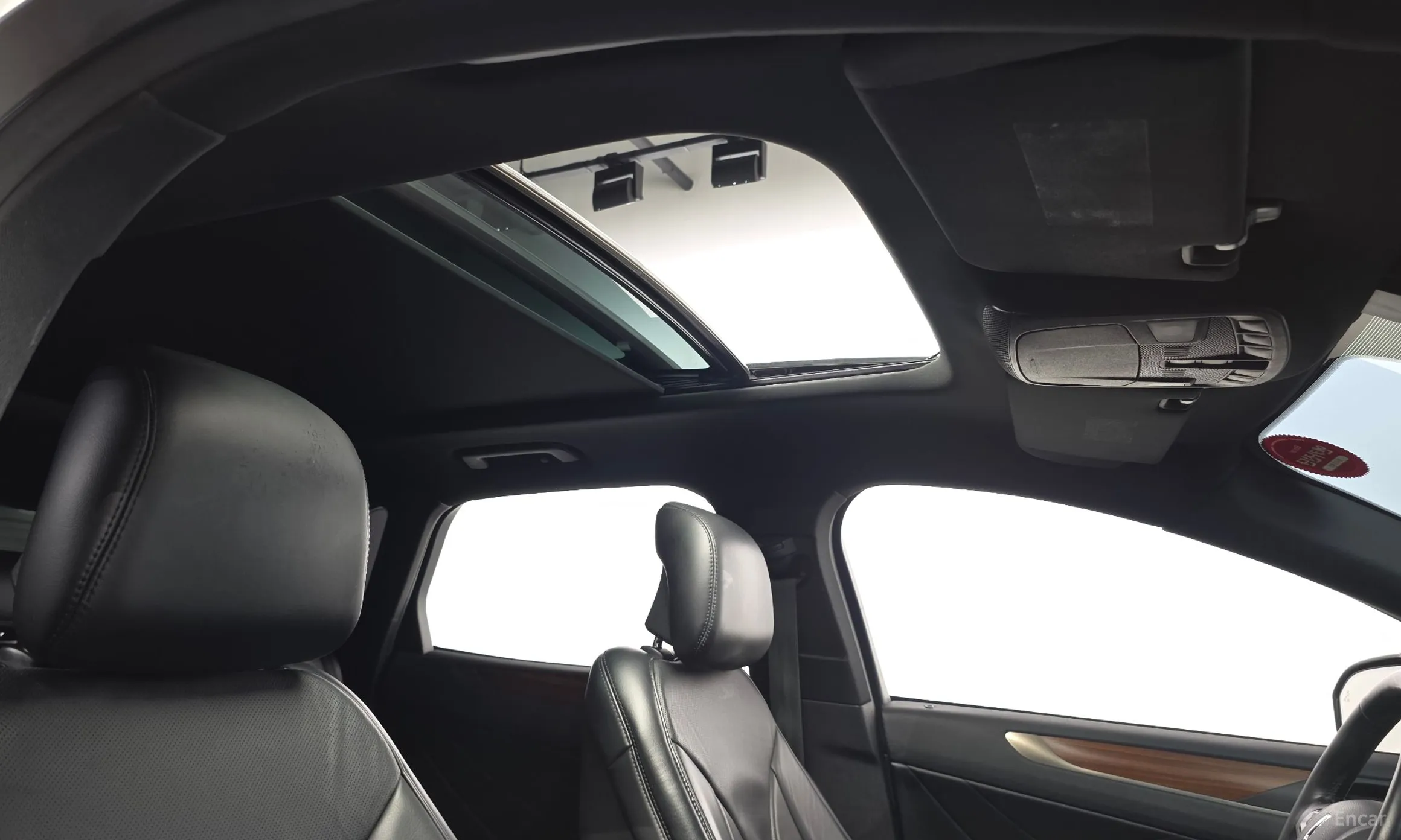 Lincoln MKC превью 20