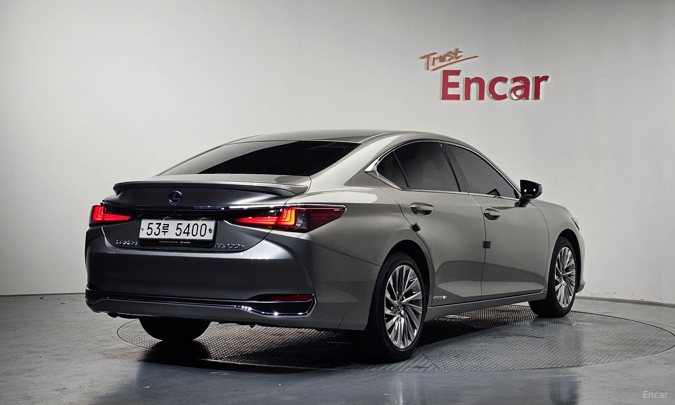 Lexus ES300h 7th Generation