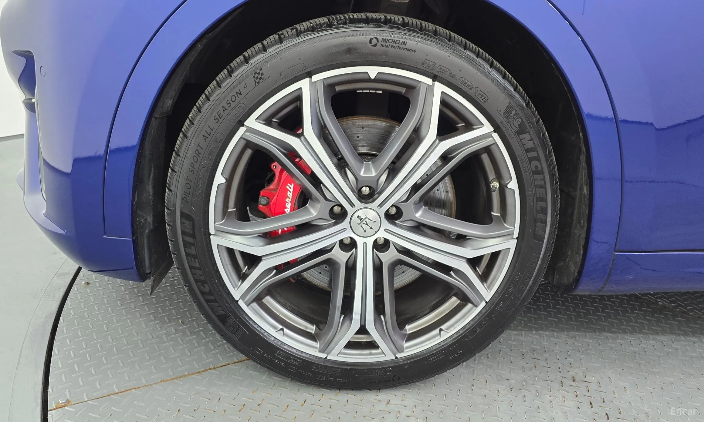 Maserati Levante превью 5